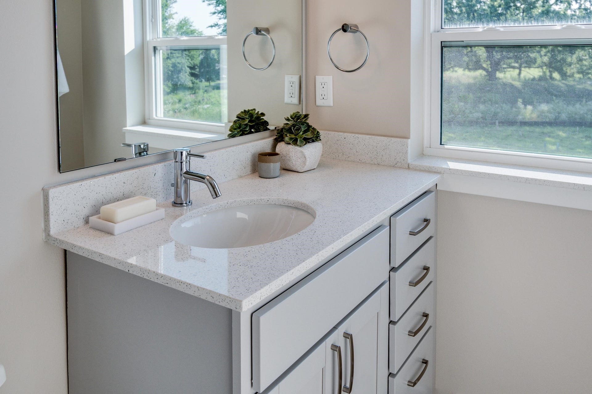 2674 Notre Dame Drive, #703, Fitchburg, WI 53711