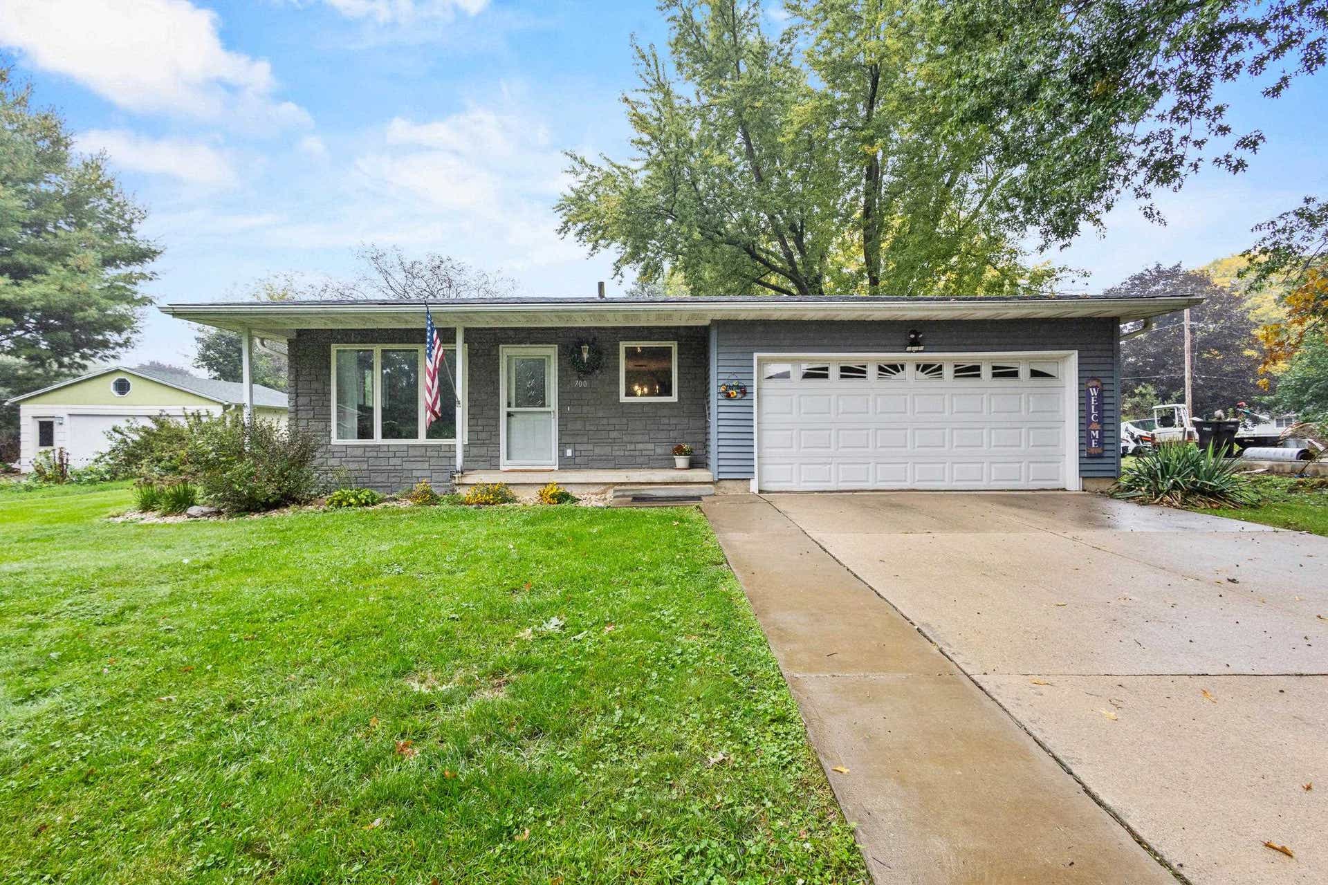 700 Kenwood Circle, Verona, WI 53593