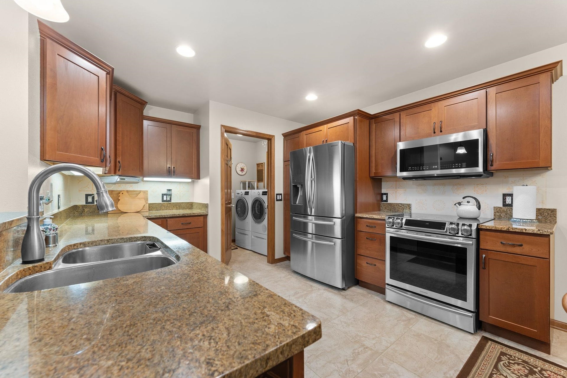 541 Hill Street, Baraboo, WI 53913