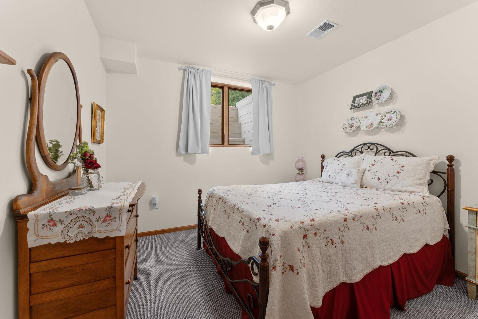 541 Hill Street, Baraboo, WI 53913