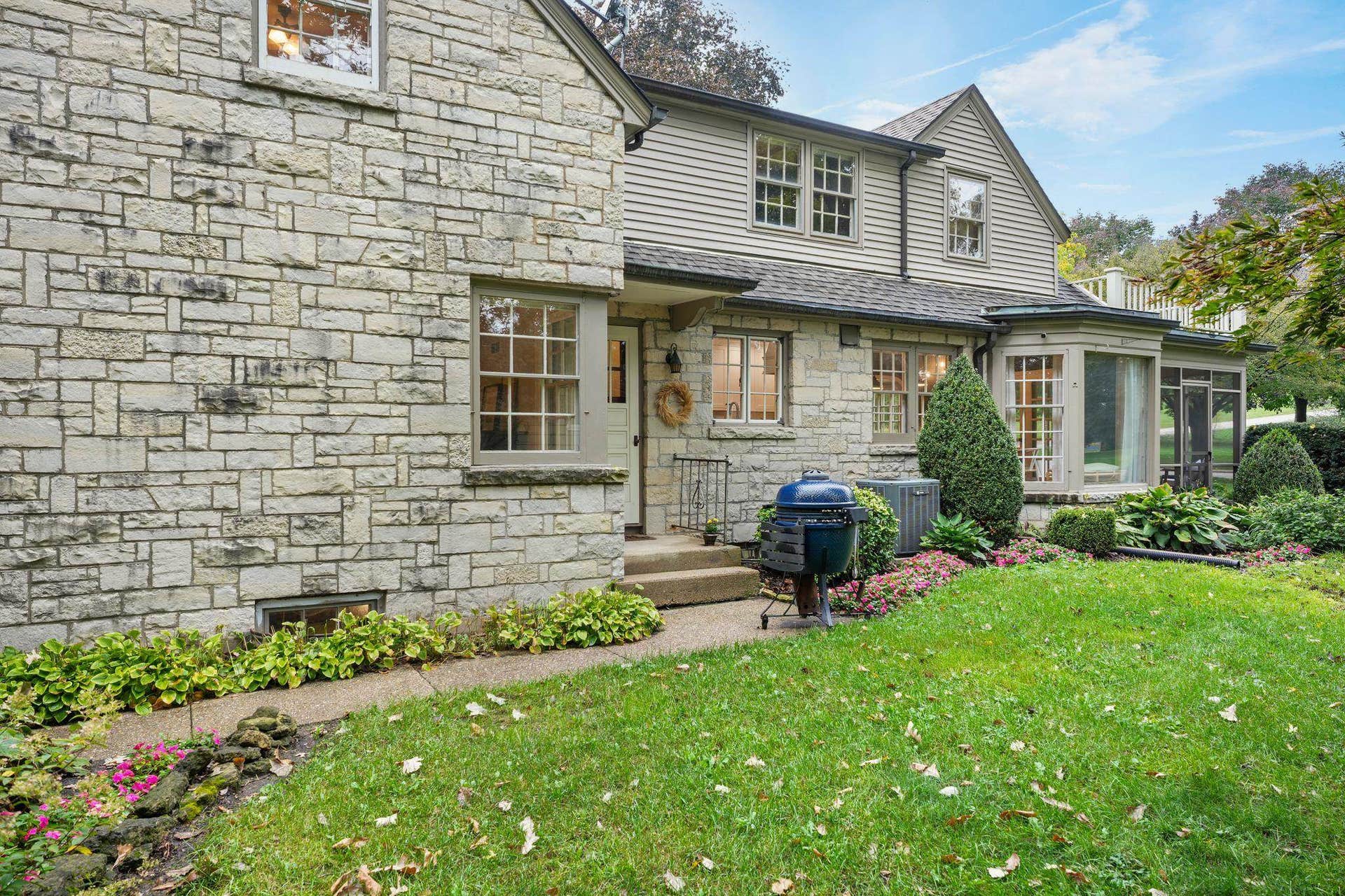 277 N Esterly Avenue, Whitewater, WI 53190