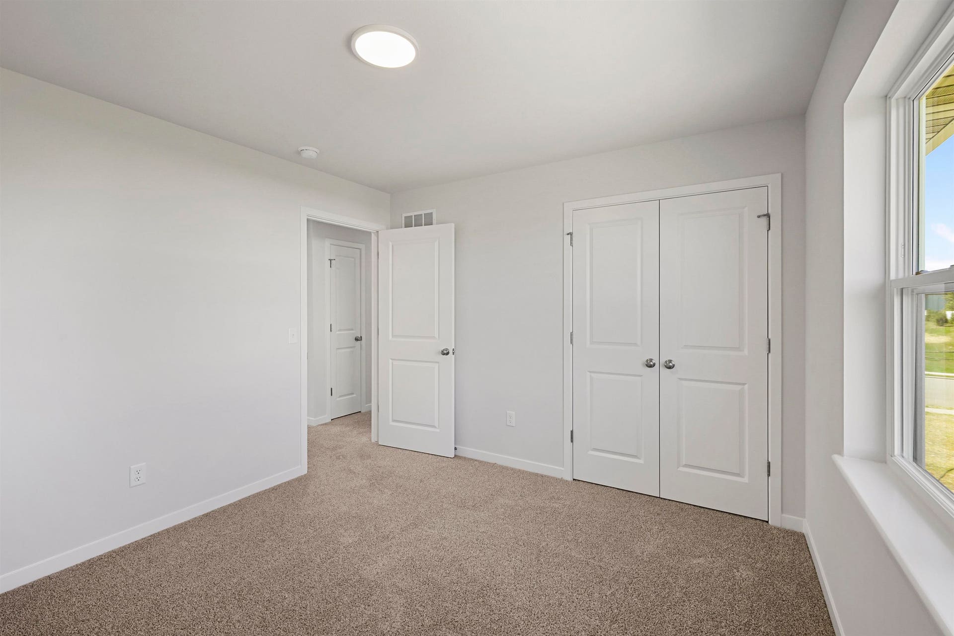 1449 Kriedeman Drive, Stoughton, WI 53589