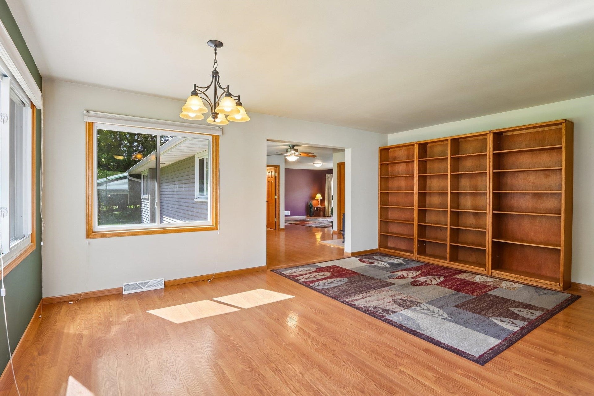5455 County Road Tt, Sun Prairie, WI 53559