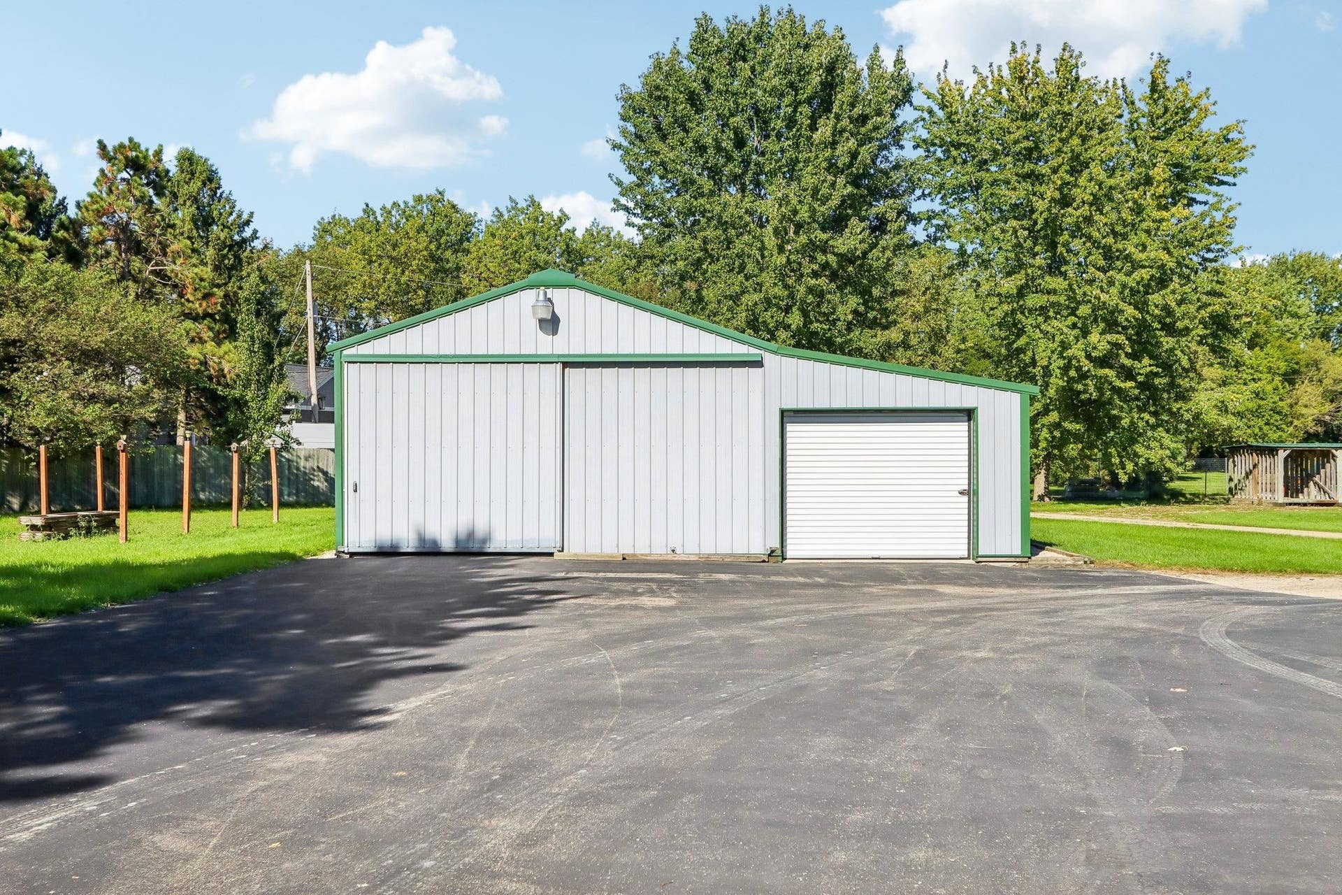 5455 County Road Tt, Sun Prairie, WI 53559