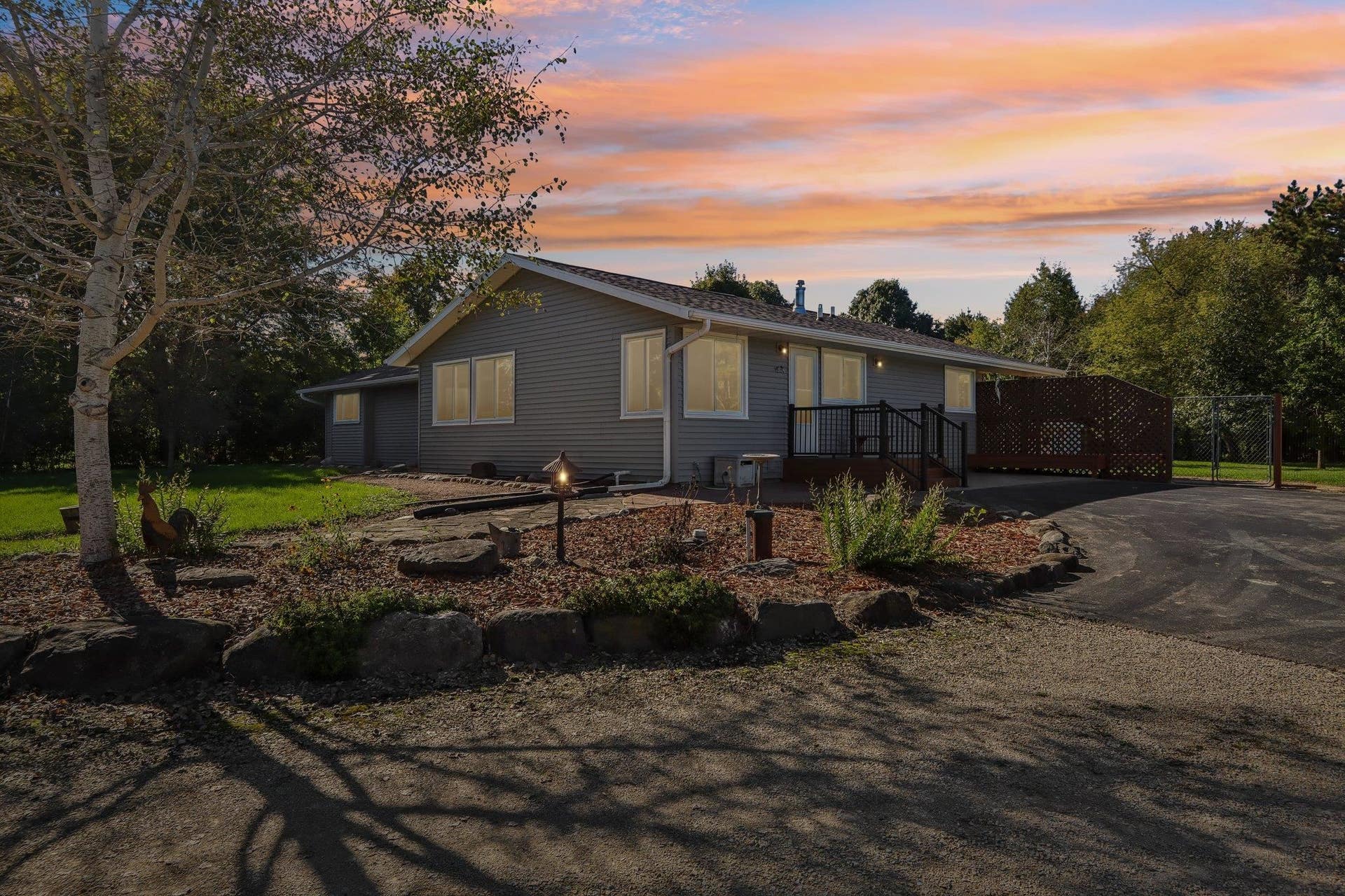 5455 County Road Tt, Sun Prairie, WI 53559