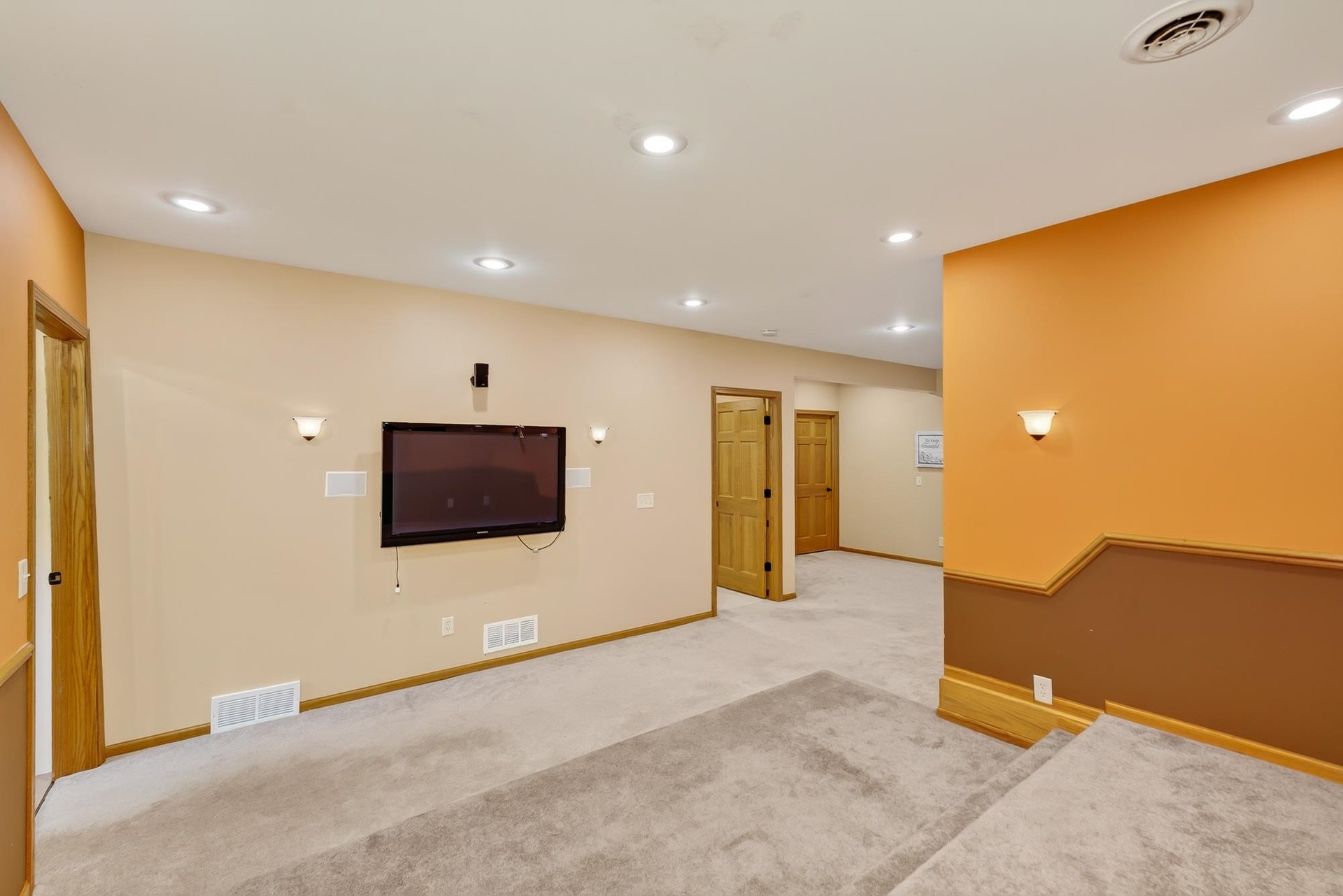 719 Weald Bridge Road, Cottage Grove, WI 53527