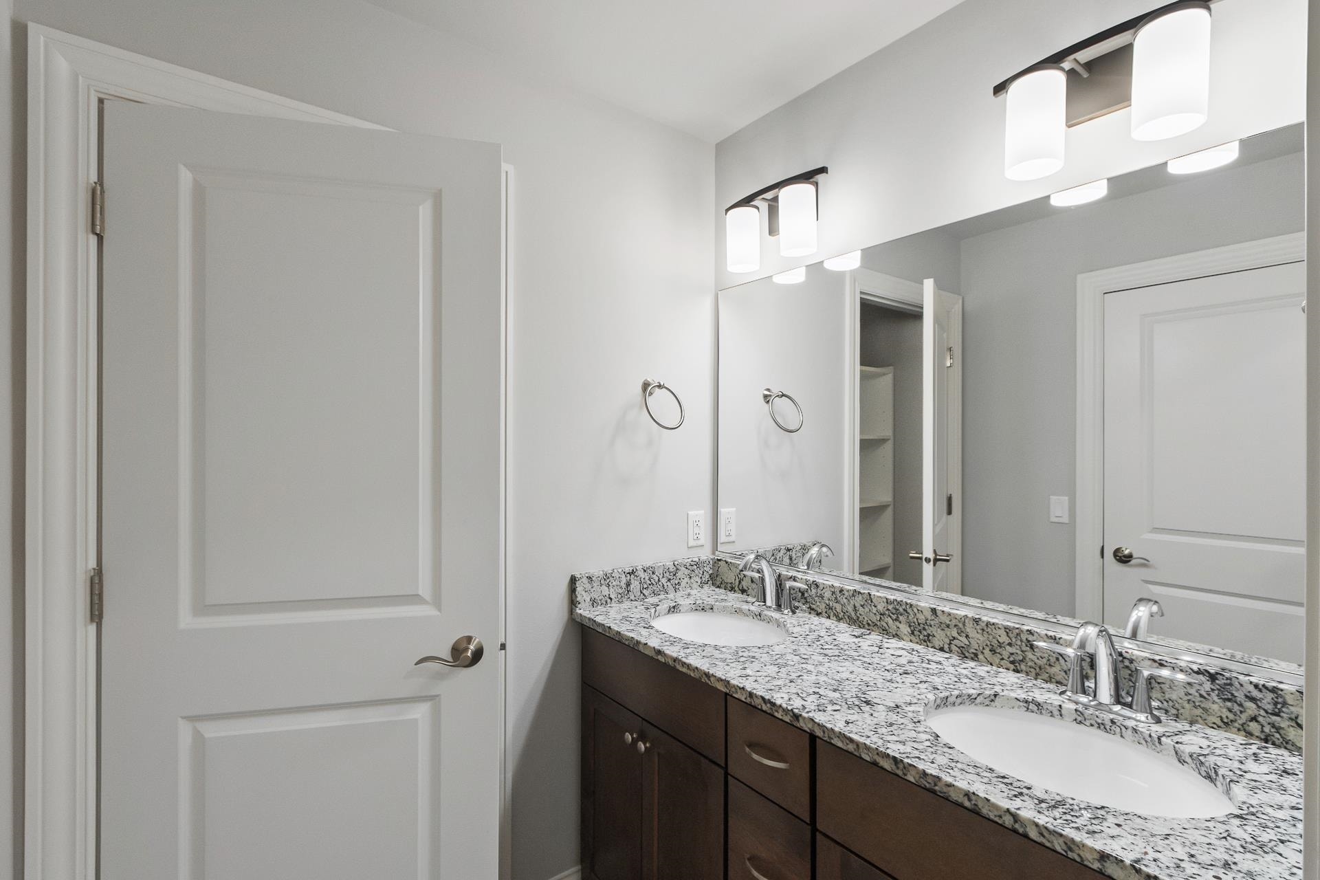 2618 Smoky Trail, Fitchburg, WI 53711