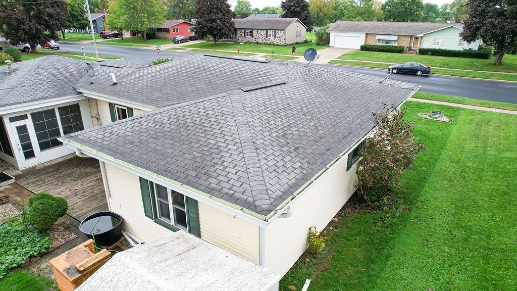 905 East Avenue, Tomah, WI 54660