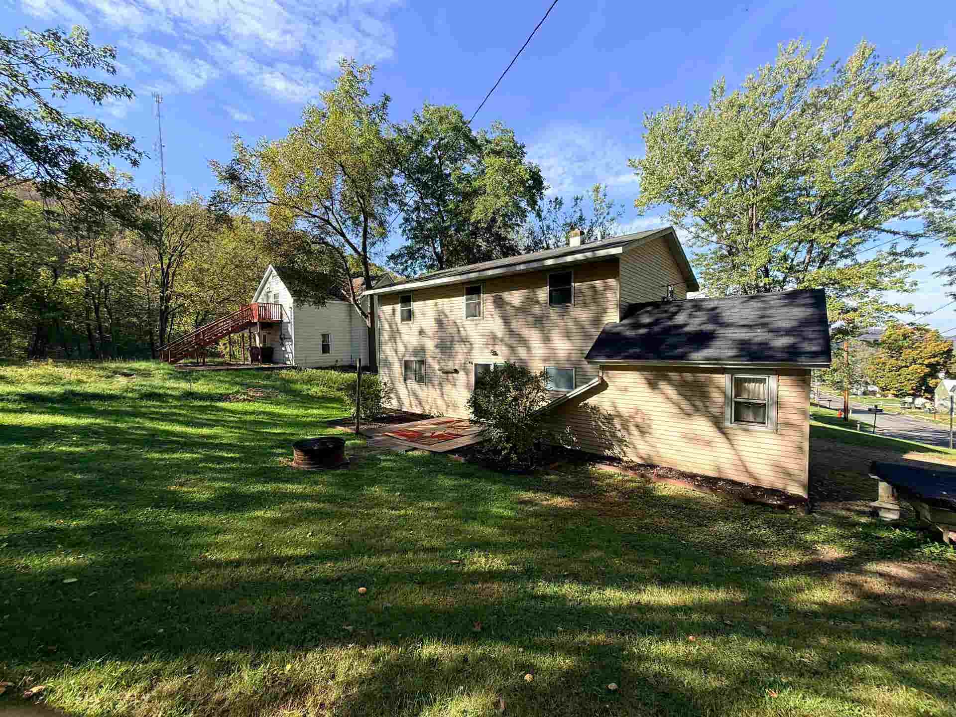 587 N Walnut Street, Richland Center, WI 53581