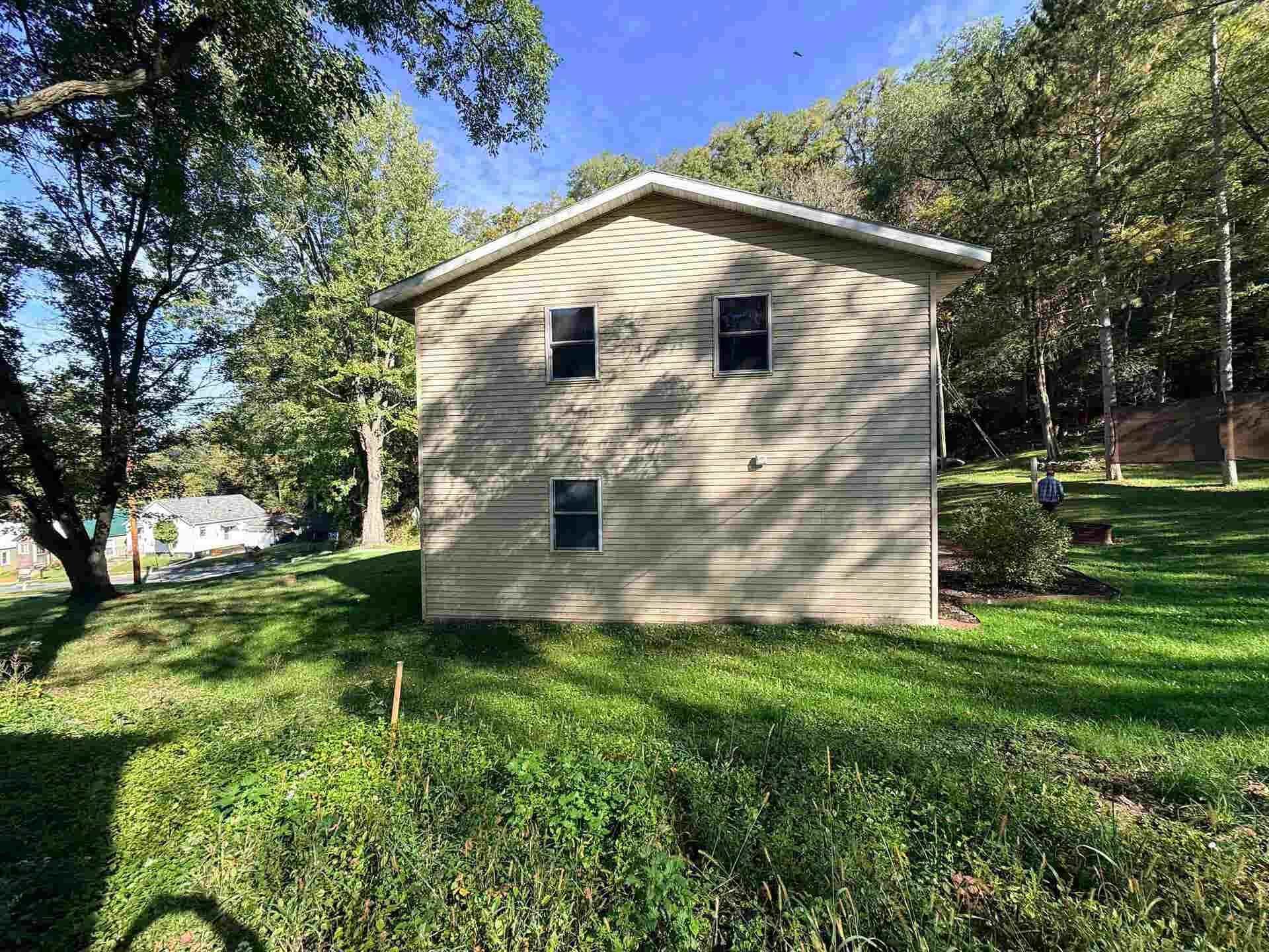 587 N Walnut Street, Richland Center, WI 53581