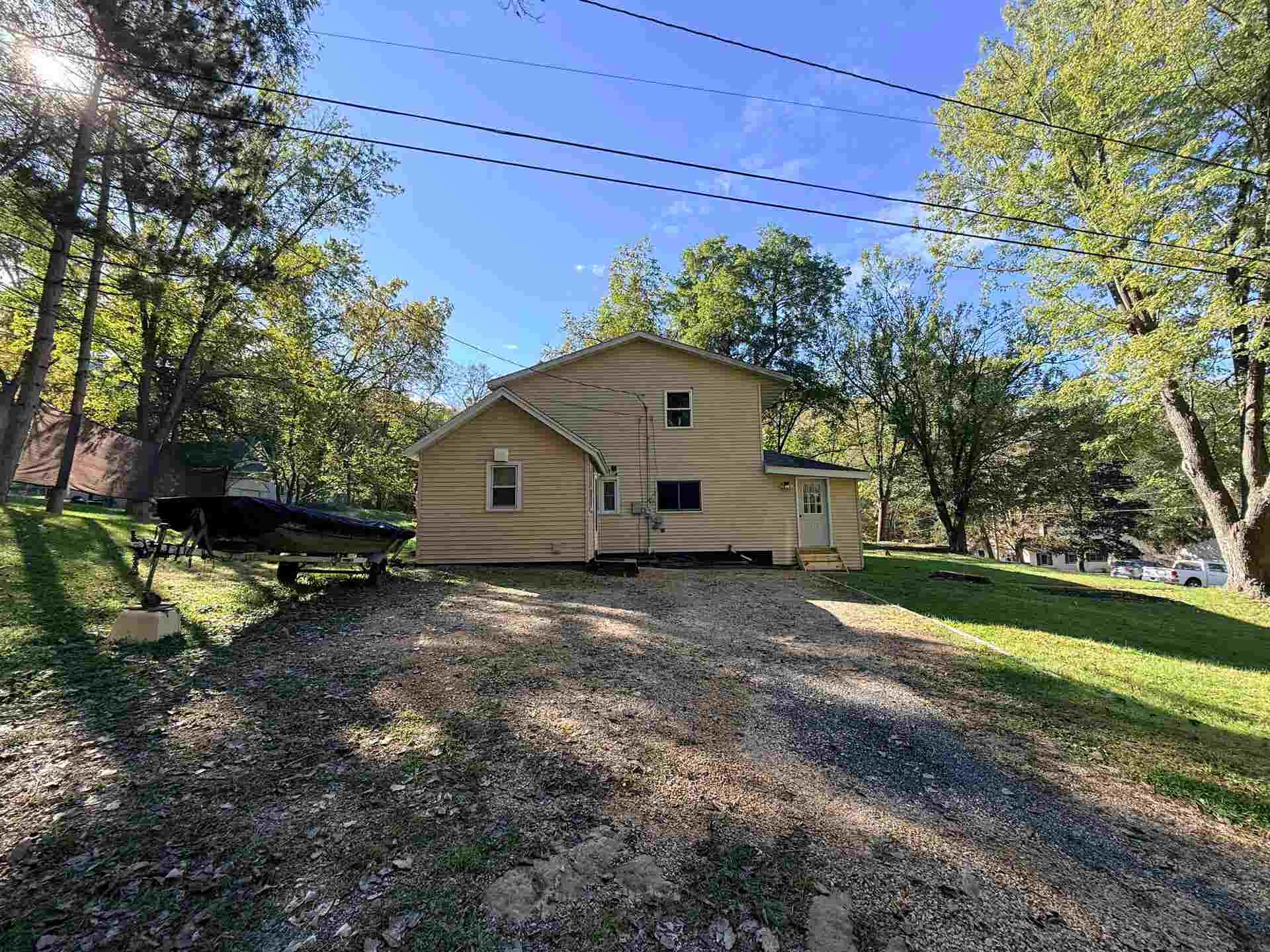 587 N Walnut Street, Richland Center, WI 53581