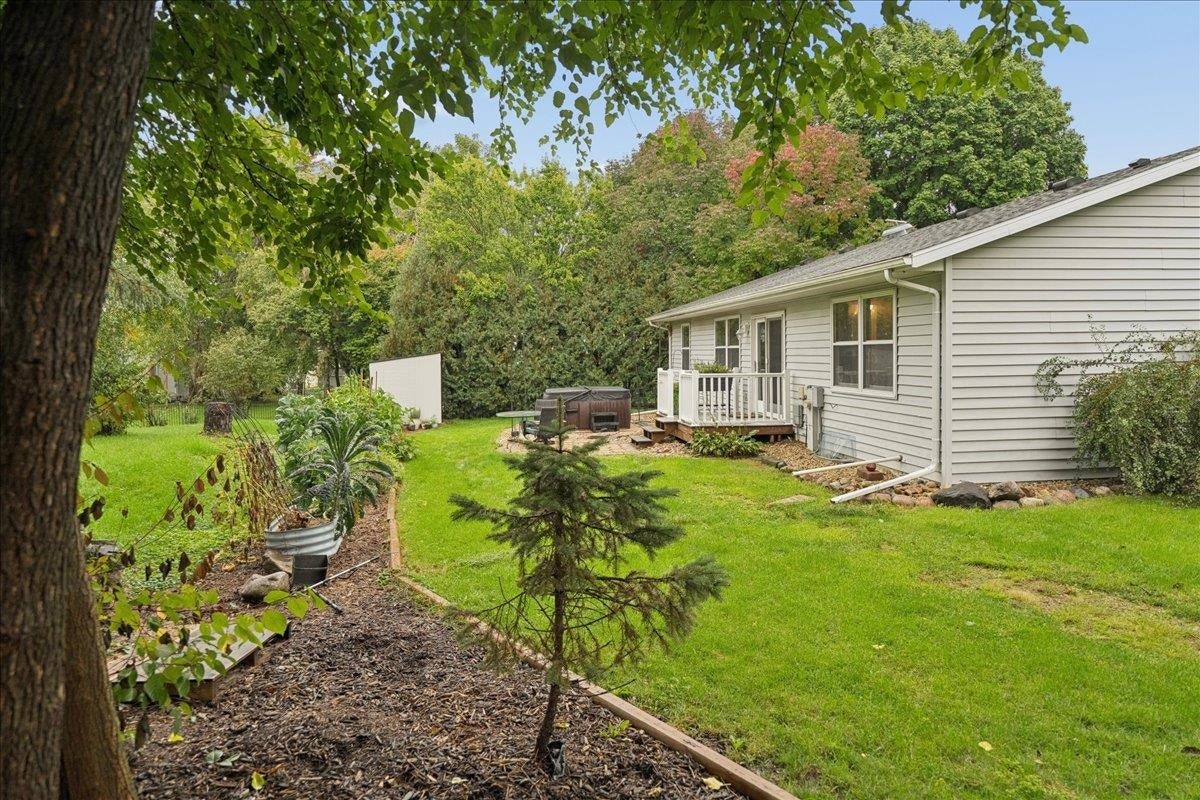 431 Thomas Court, Oregon, WI 53575