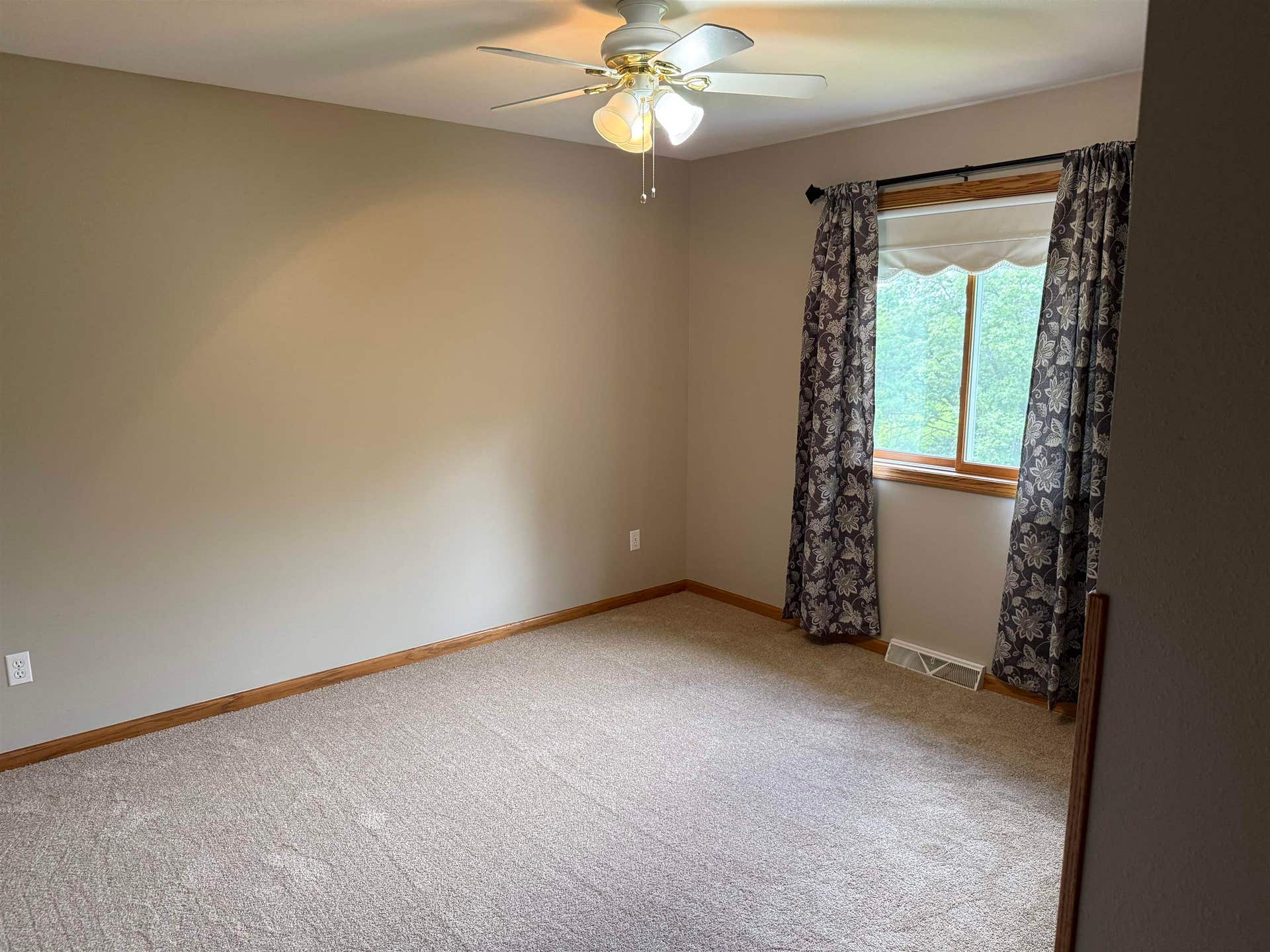 1045 Saddle Ridge, Pacific, WI 53901