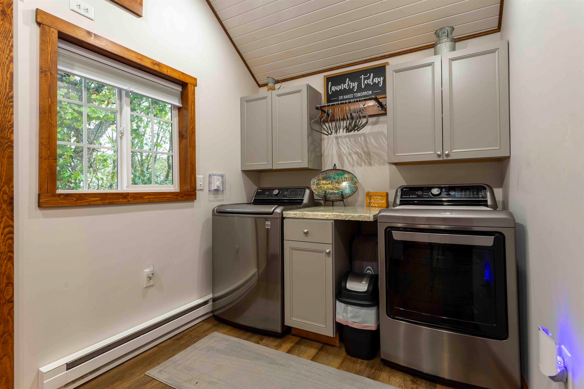 2825 Fairplay Road, Hazel Green, WI 53811
