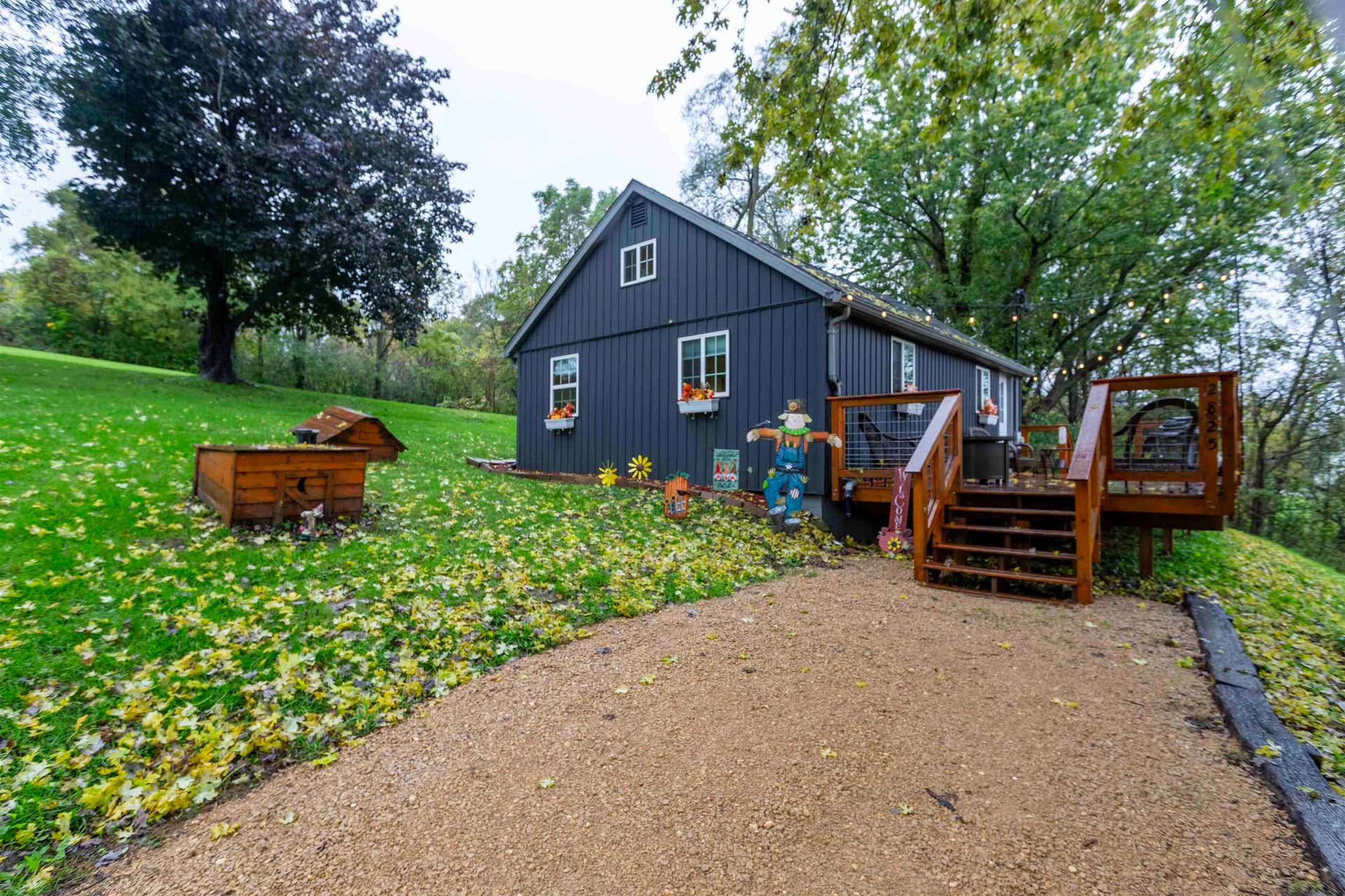 2825 Fairplay Road, Hazel Green, WI 53811