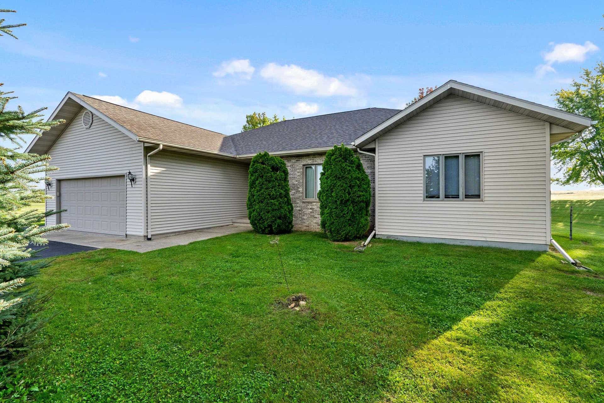 N1848 County U Road, Mackford, WI 53946