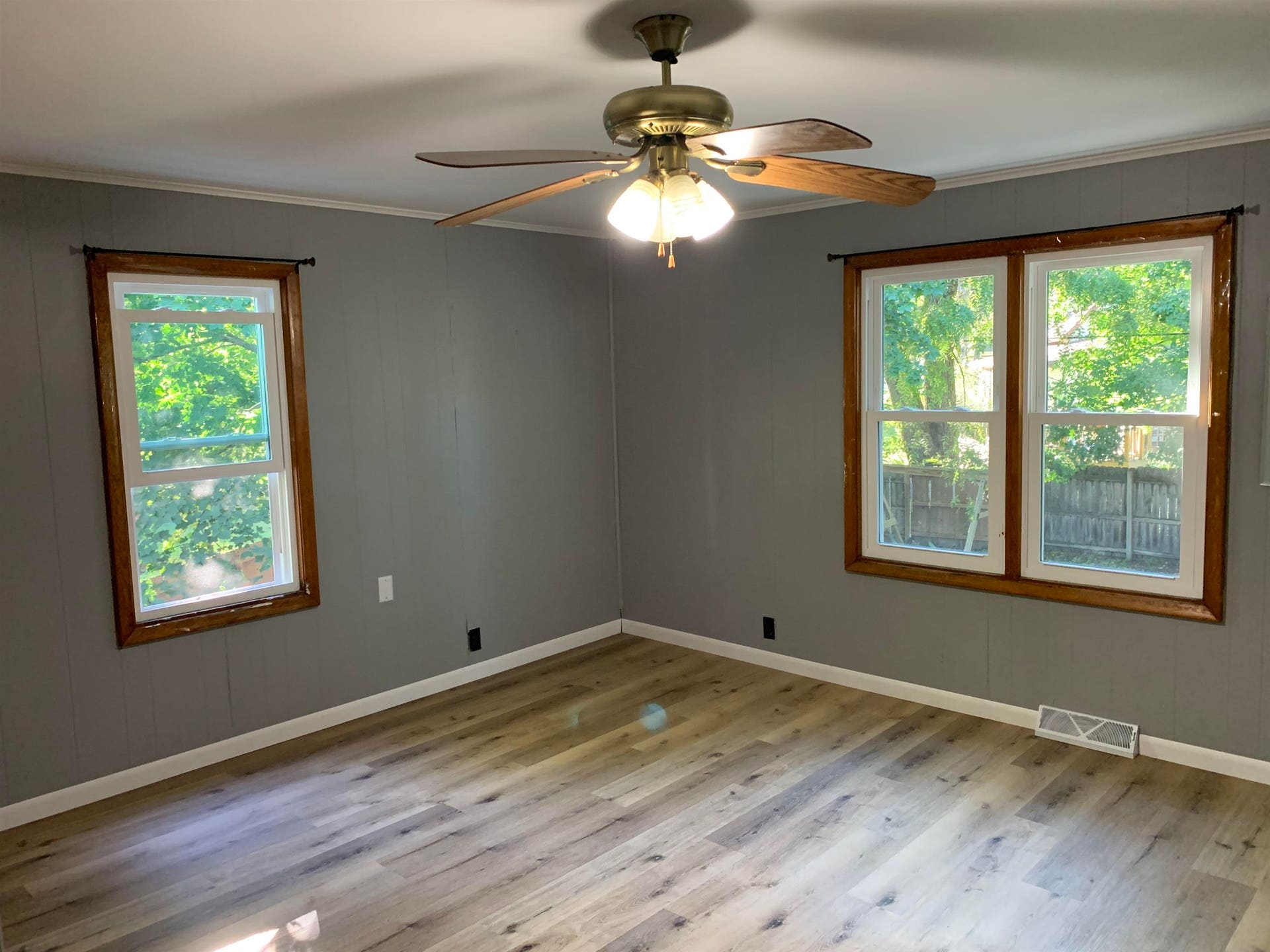 1112 Eaton Avenue, Beloit, WI 53511