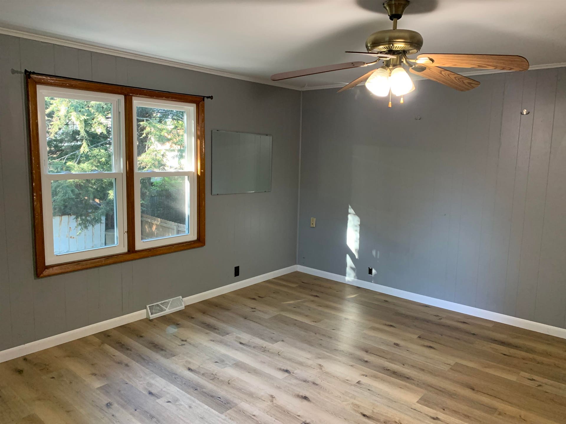 1112 Eaton Avenue, Beloit, WI 53511