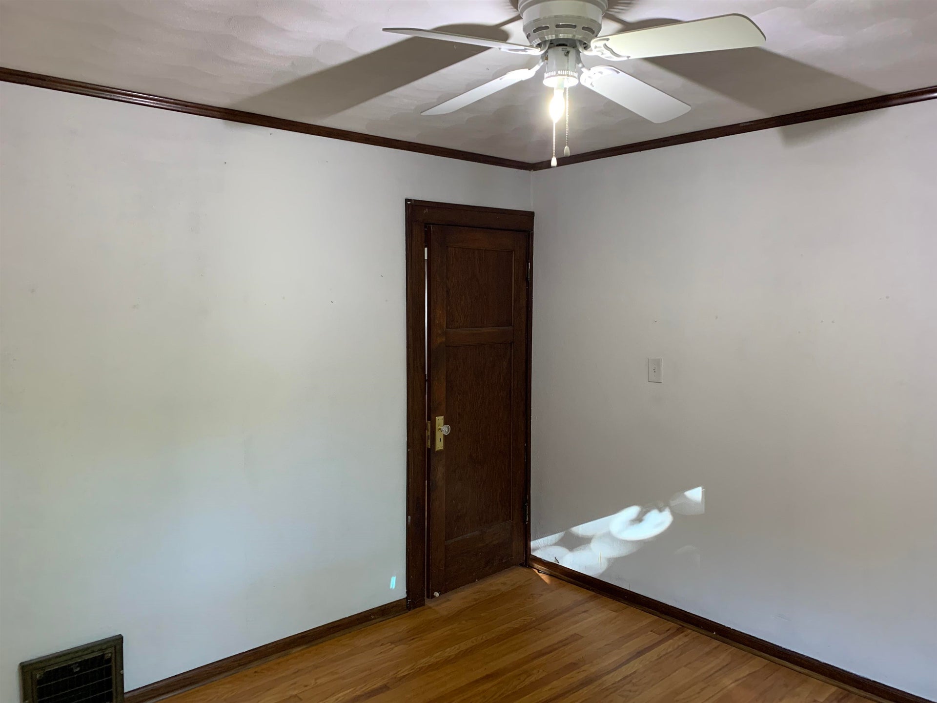 1112 Eaton Avenue, Beloit, WI 53511