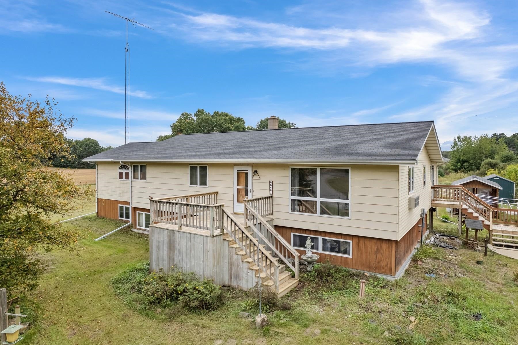 W6407 Welch Prairie Road, Lisbon, WI 53950