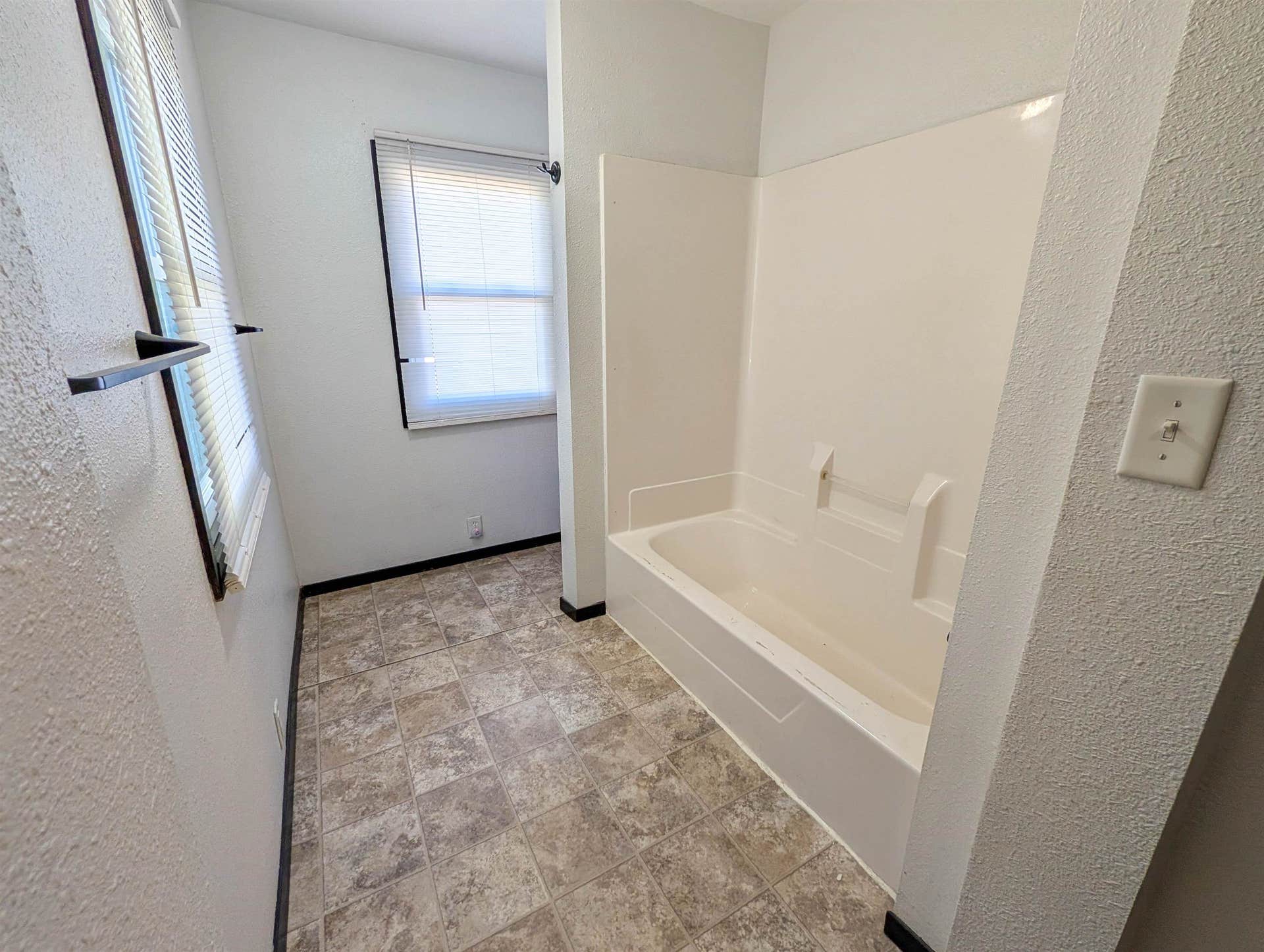 137 W Exchange Street, Lone Rock, WI 53556