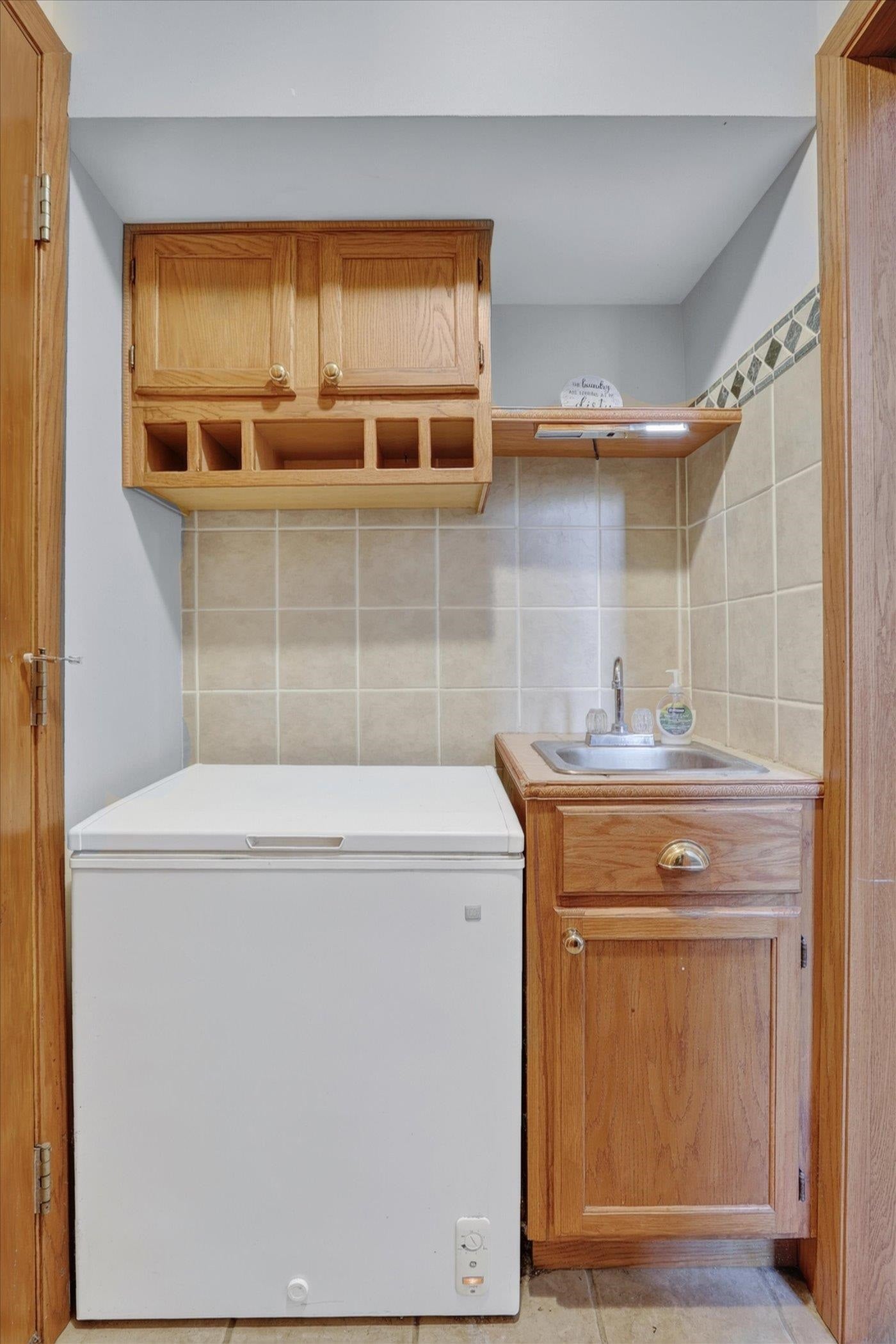 1222 E Lakeside Drive, Milton, WI 53534