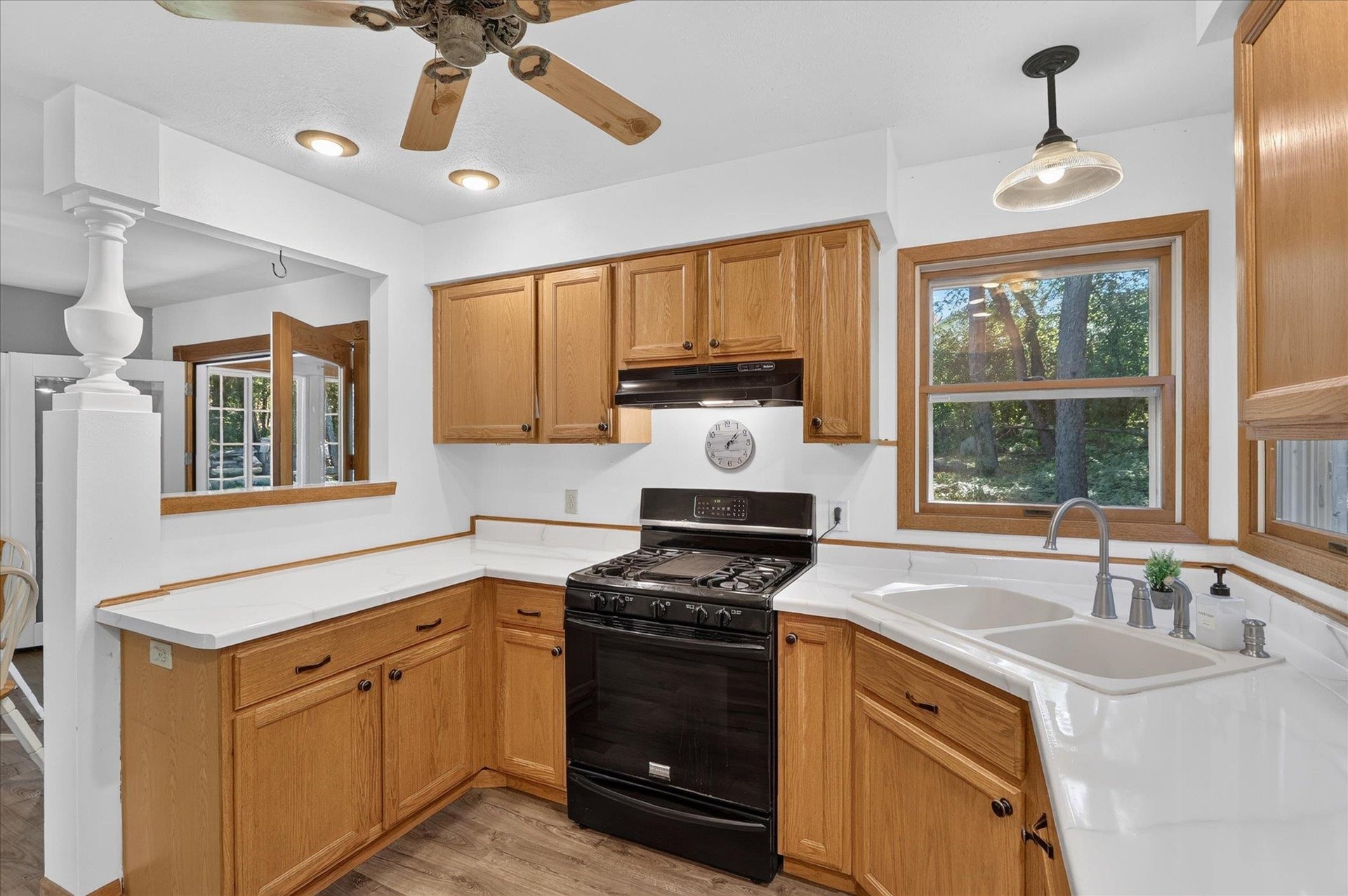 1222 E Lakeside Drive, Milton, WI 53534