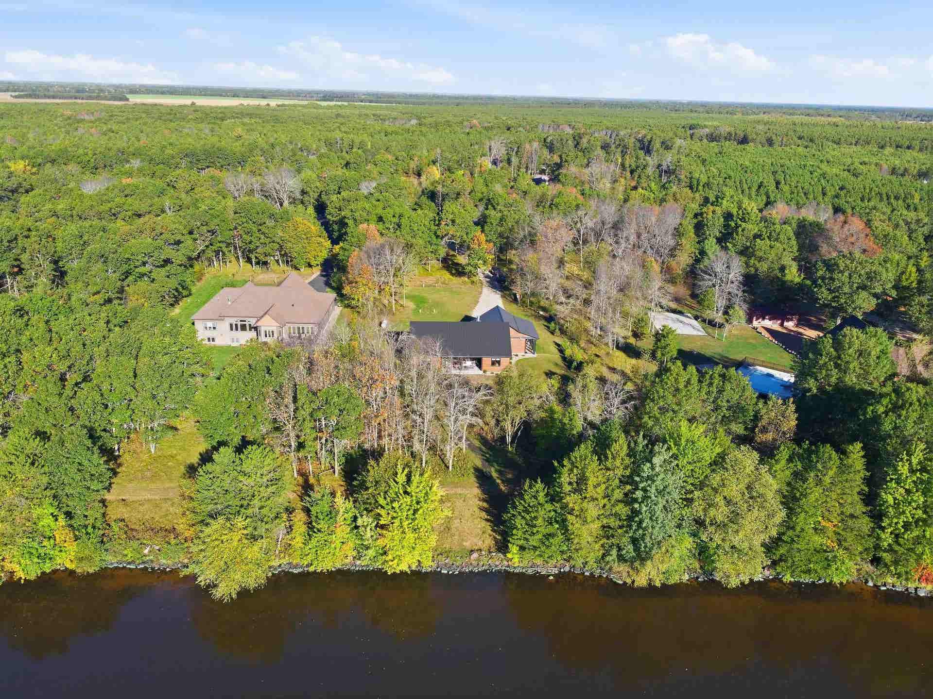 W4869 Big Bay Road, Armenia, WI 54646