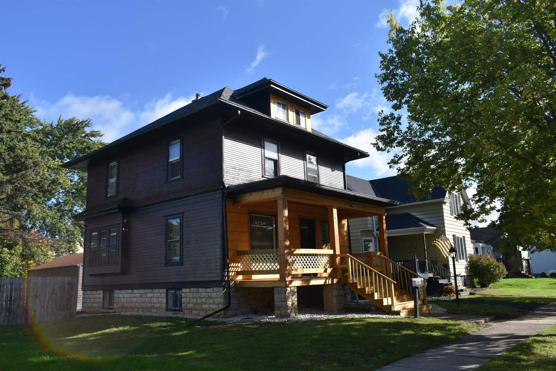 381 E 2nd Street, Fond Du Lac, WI 54935