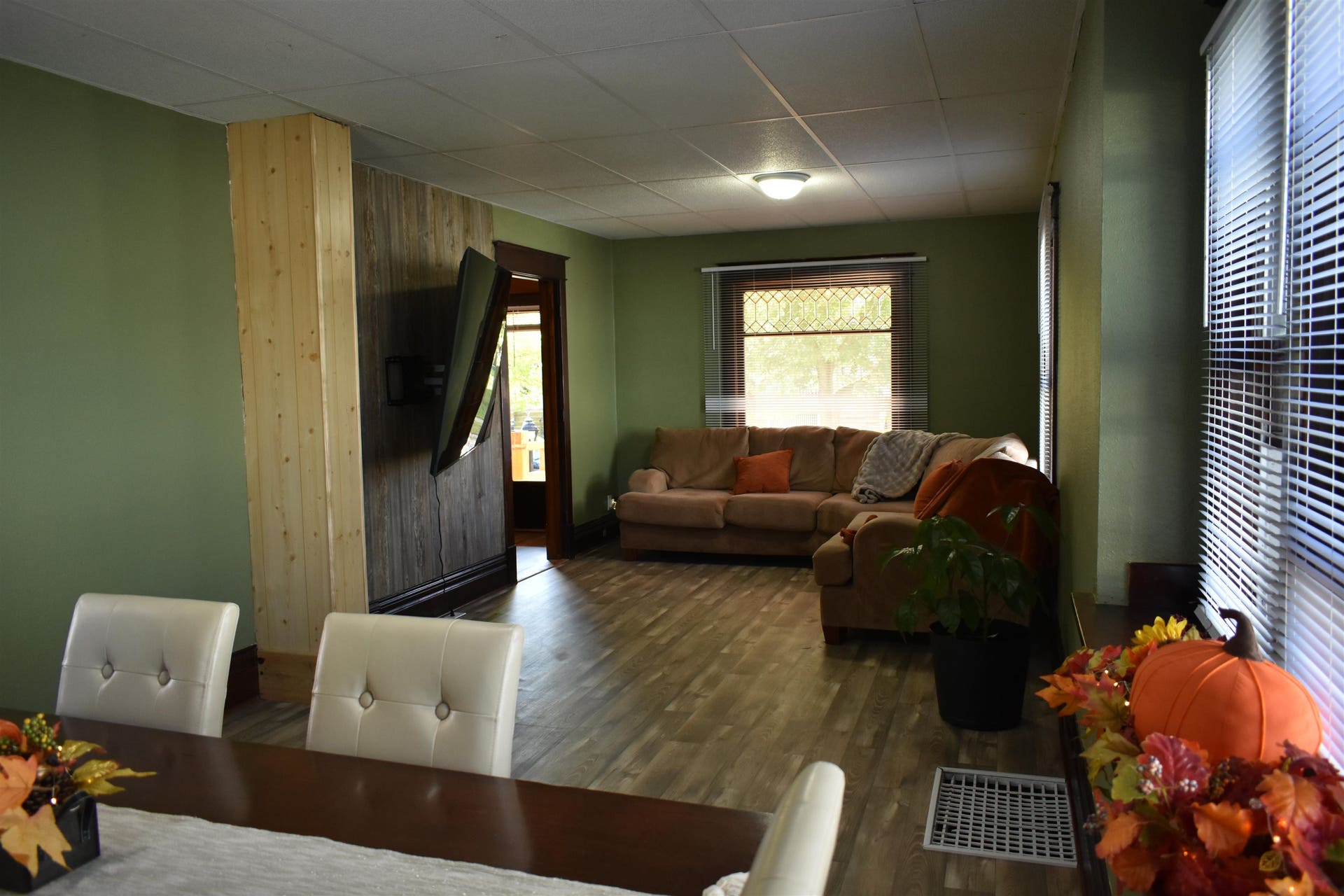 381 E 2nd Street, Fond Du Lac, WI 54935