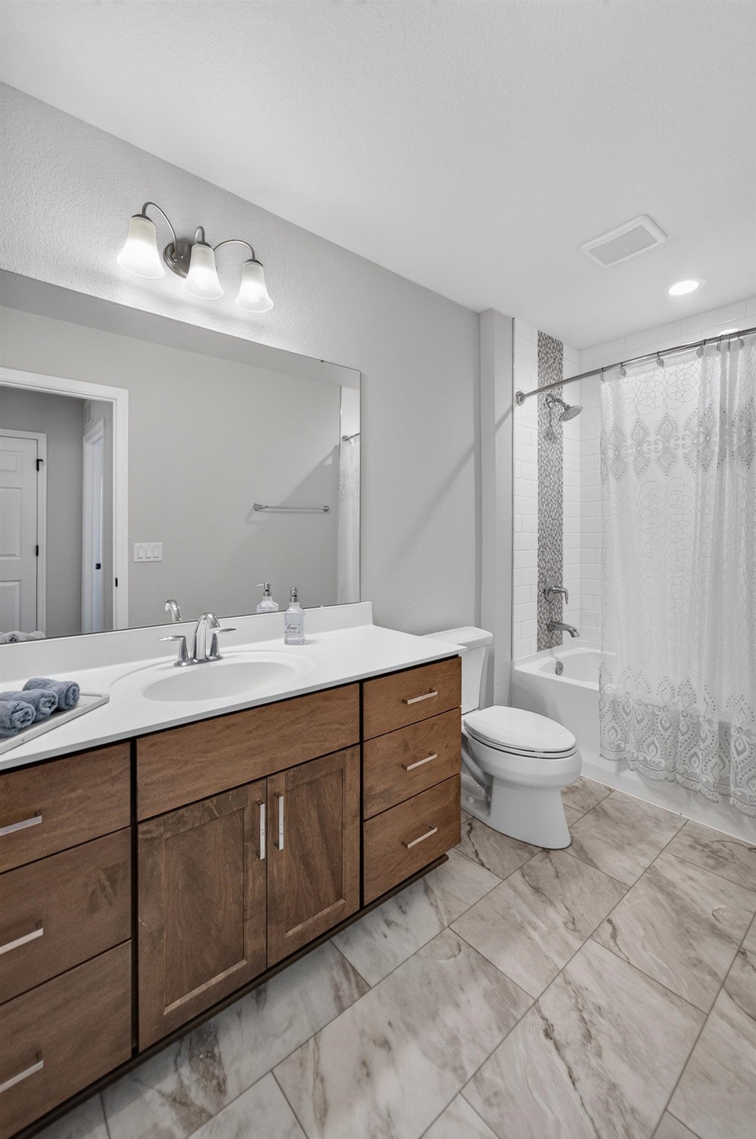 3721 Manistee Way, Middleton, WI 53593