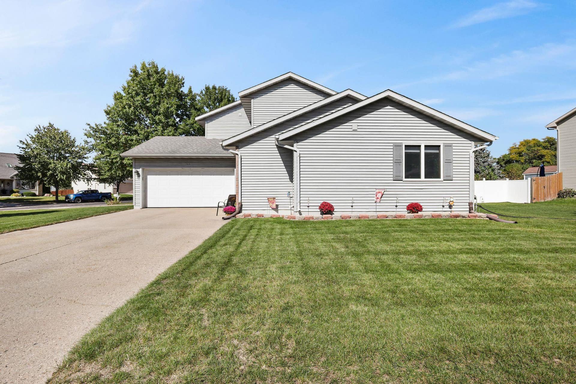 636 Constitution Lane, DeForest, WI 53532
