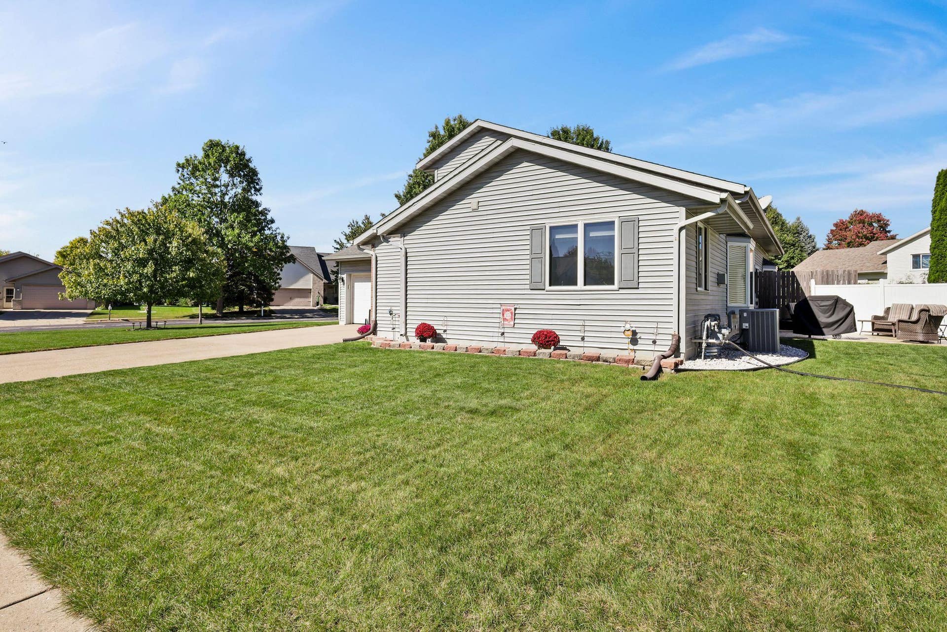 636 Constitution Lane, DeForest, WI 53532