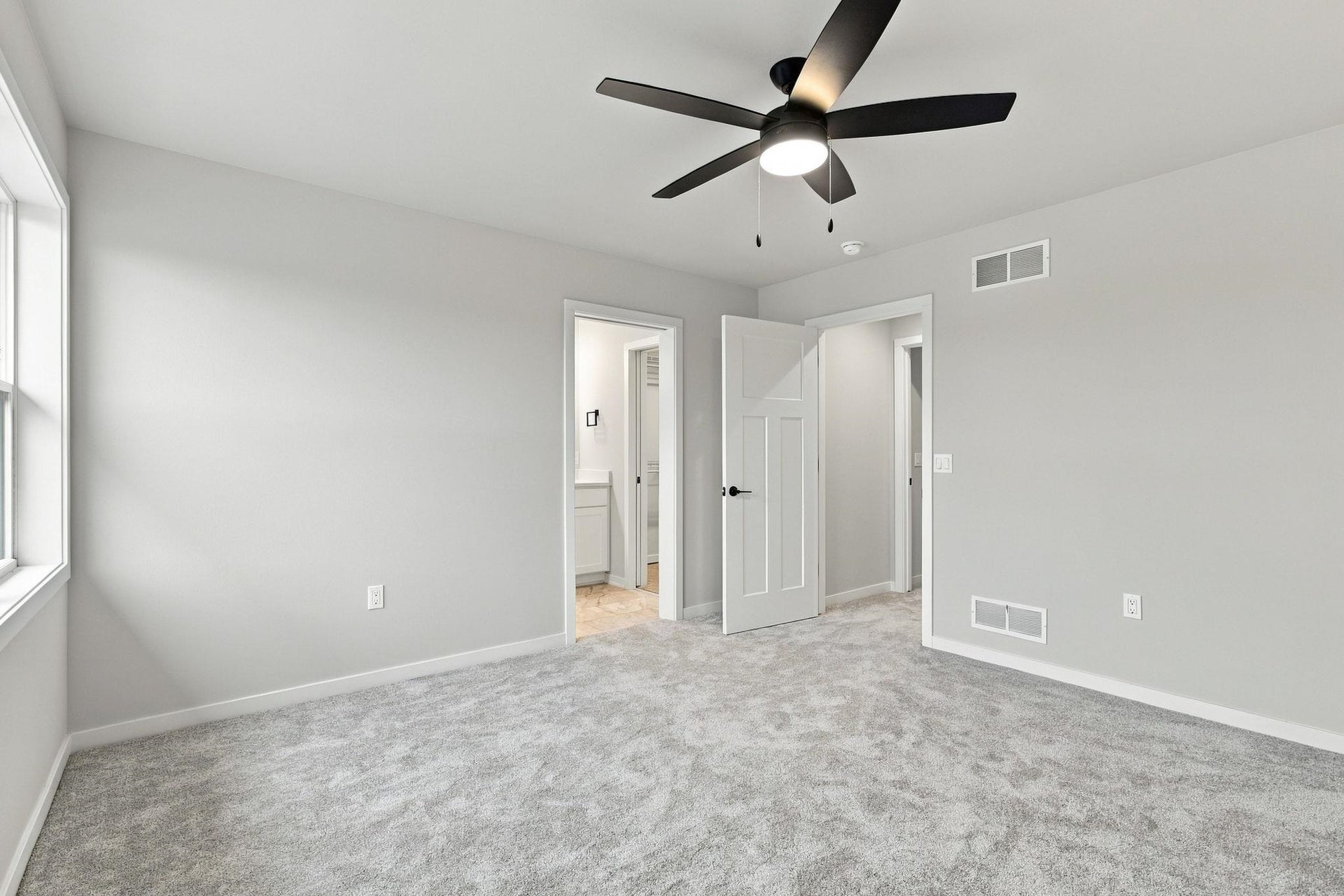 2809 Crinkle Root Drive, Fitchburg, WI 53711