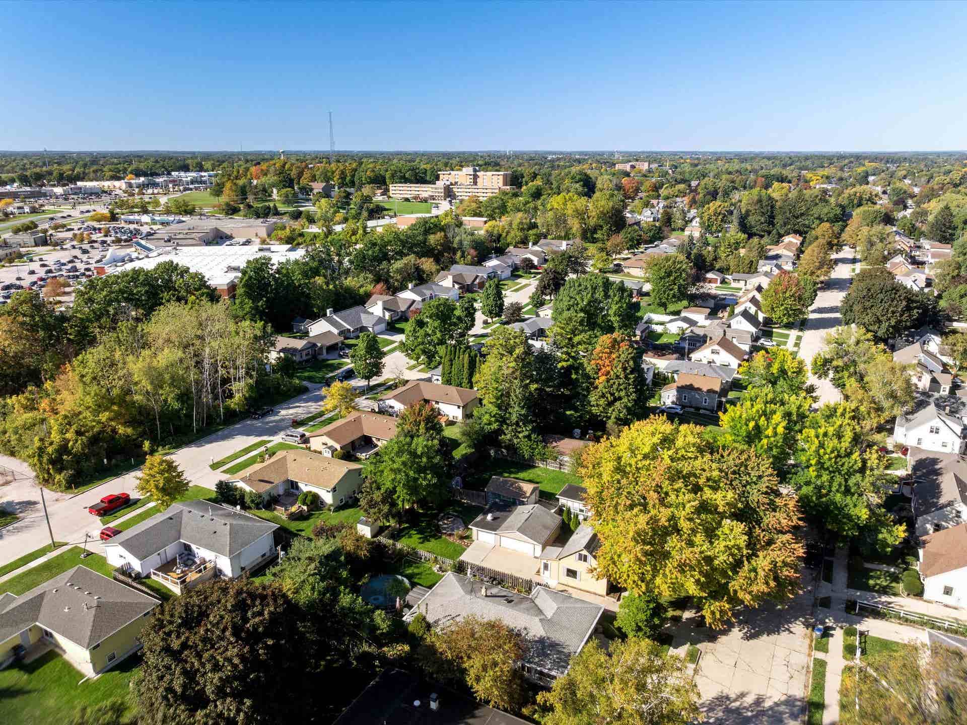 520 S 27th Street, Sheboygan, WI 53081