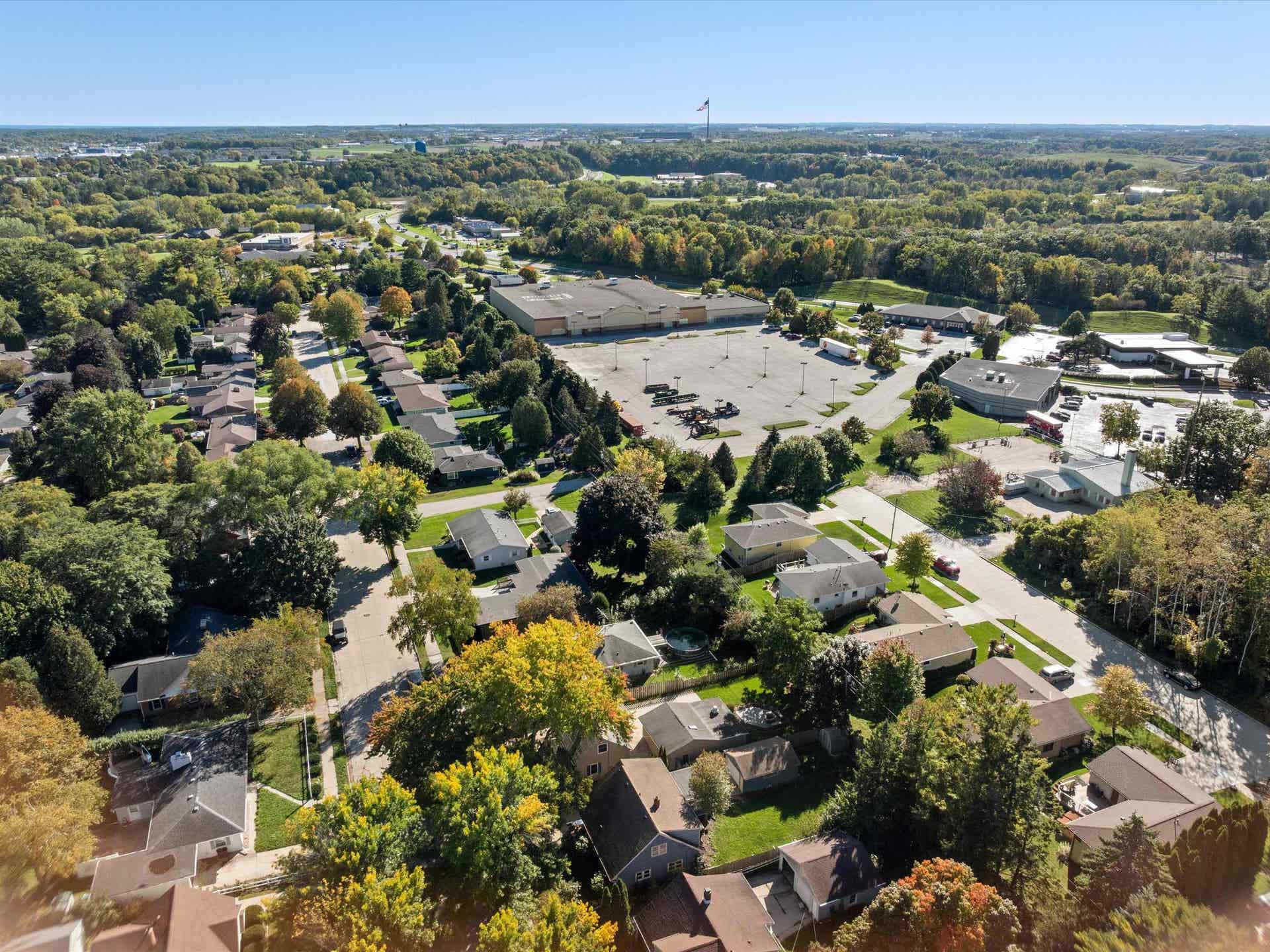 520 S 27th Street, Sheboygan, WI 53081