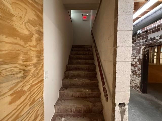 103 S 2nd Street, Mount Horeb, WI 53572