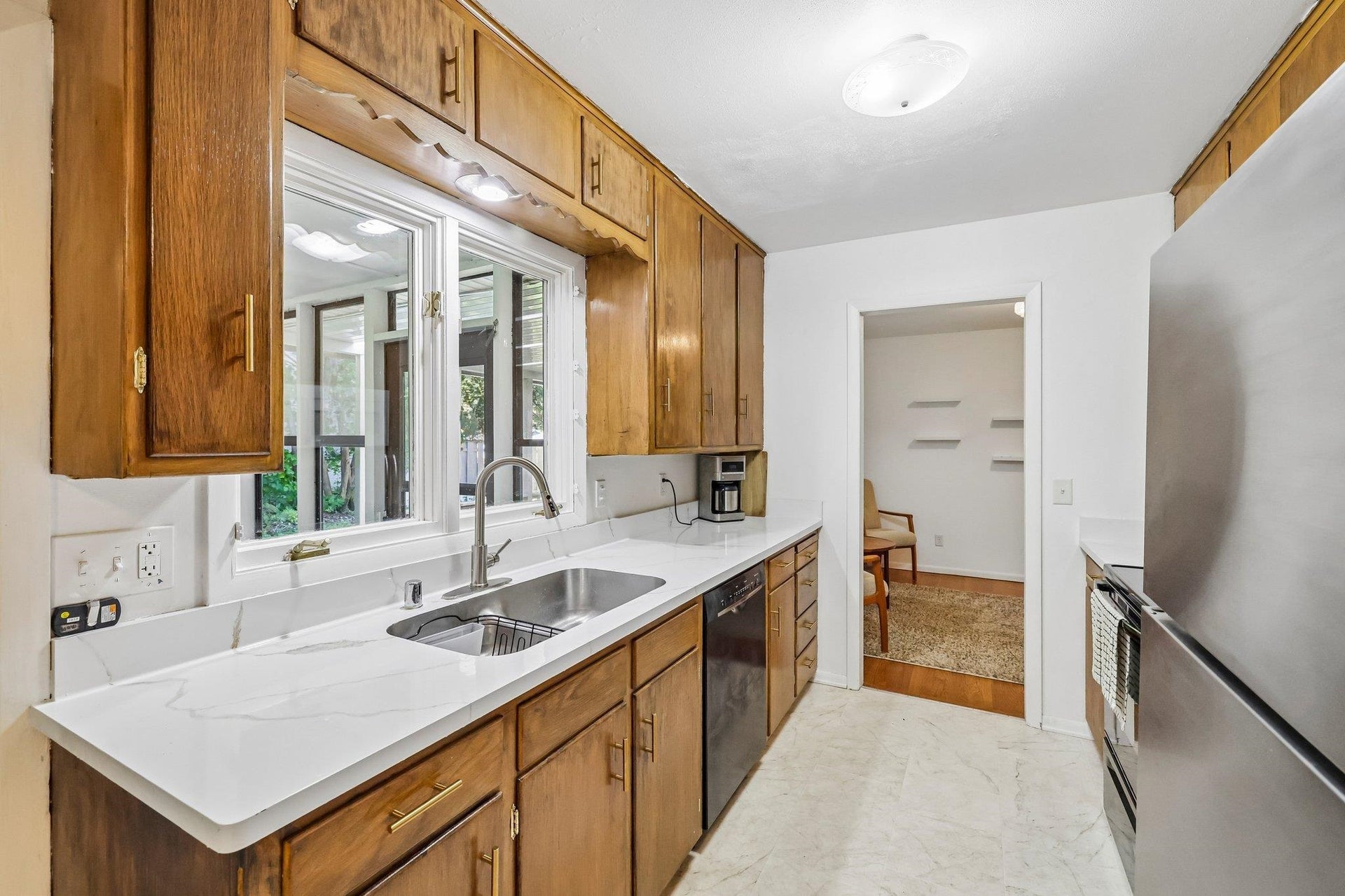 2 Carillon Drive, Madison, WI 53705