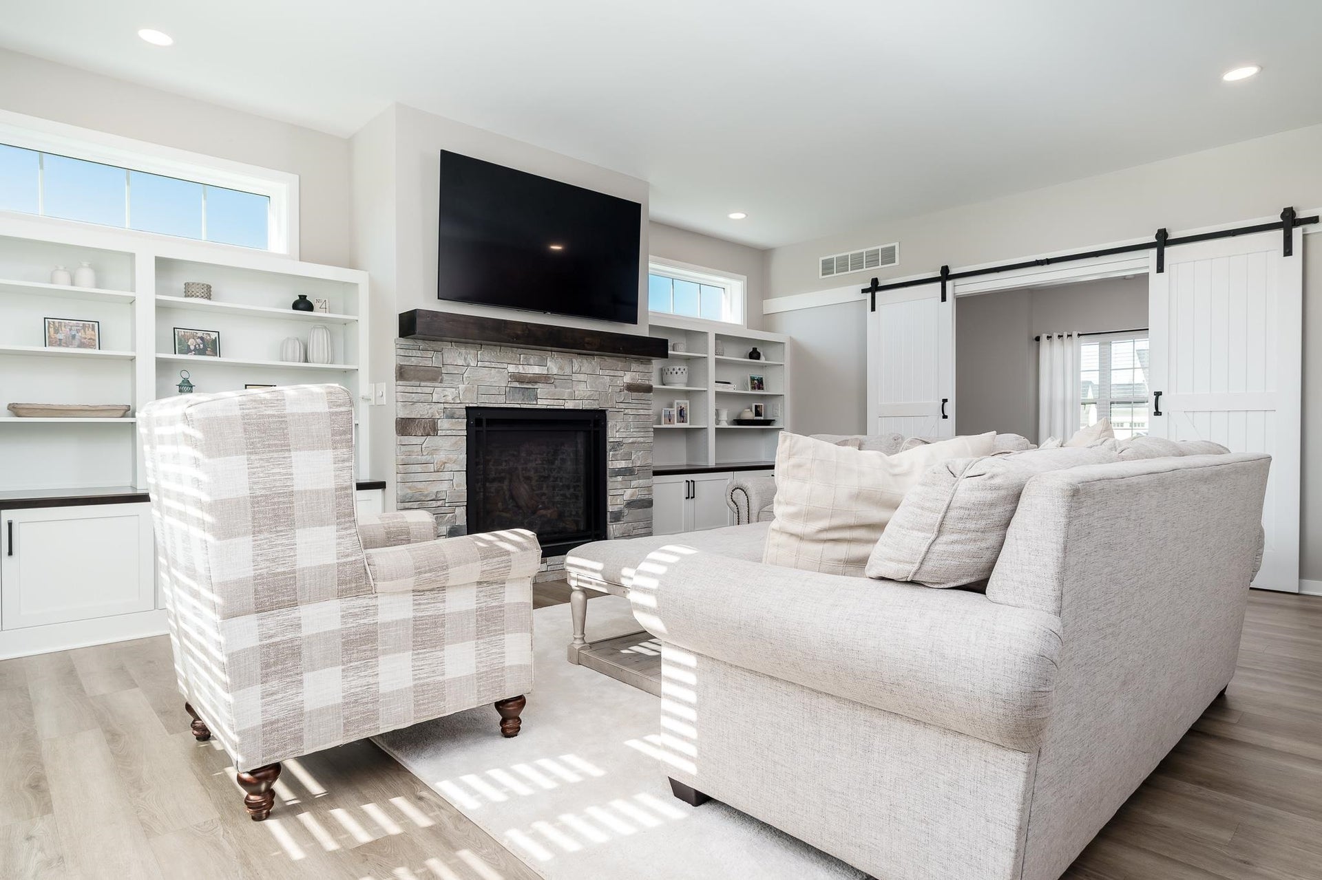 3185 S Jackdaws Drive, Beloit, WI 53511