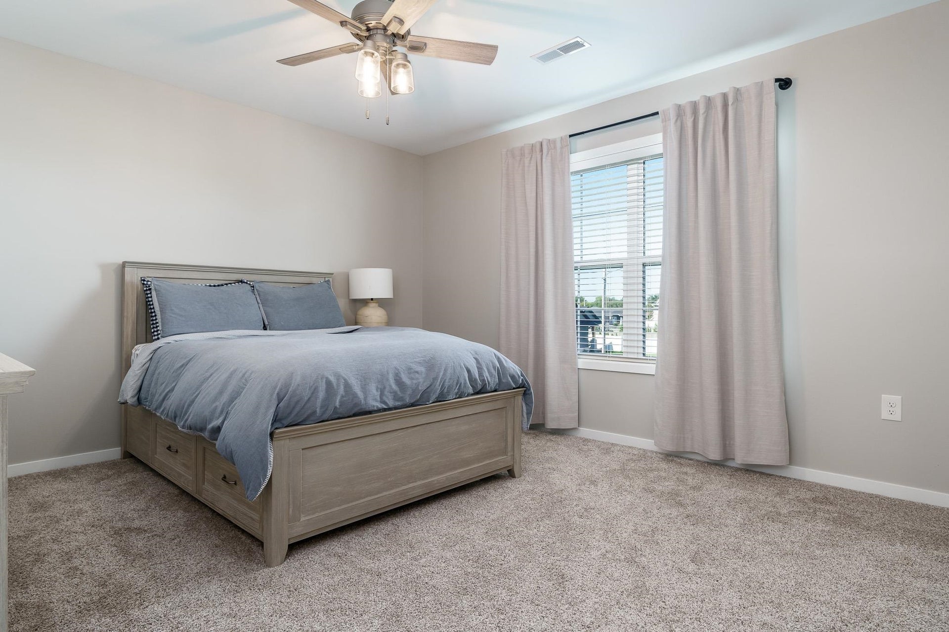 3185 S Jackdaws Drive, Beloit, WI 53511