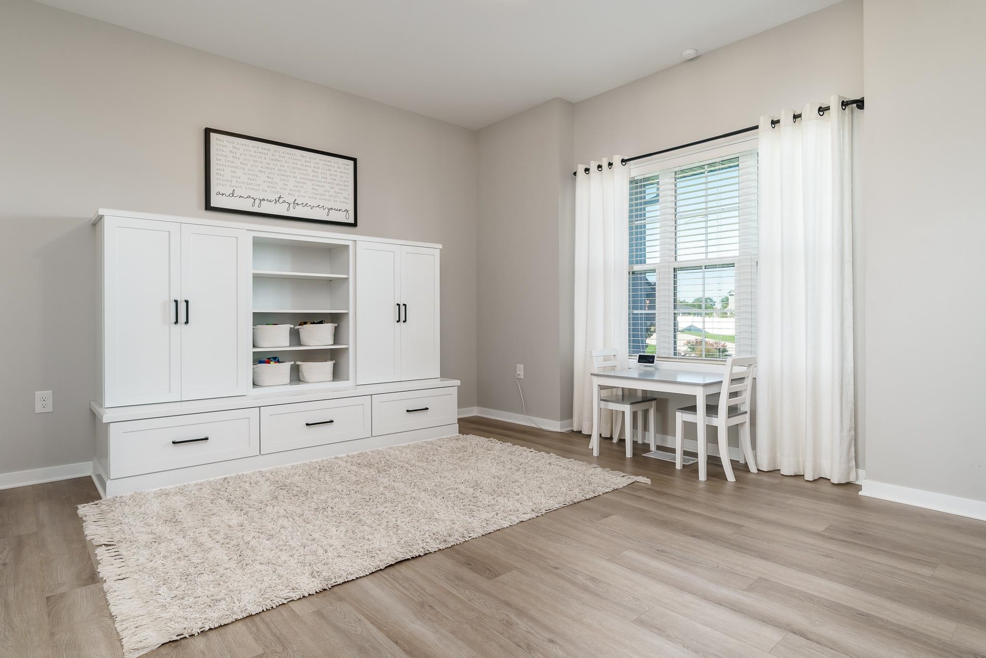 3185 S Jackdaws Drive, Beloit, WI 53511