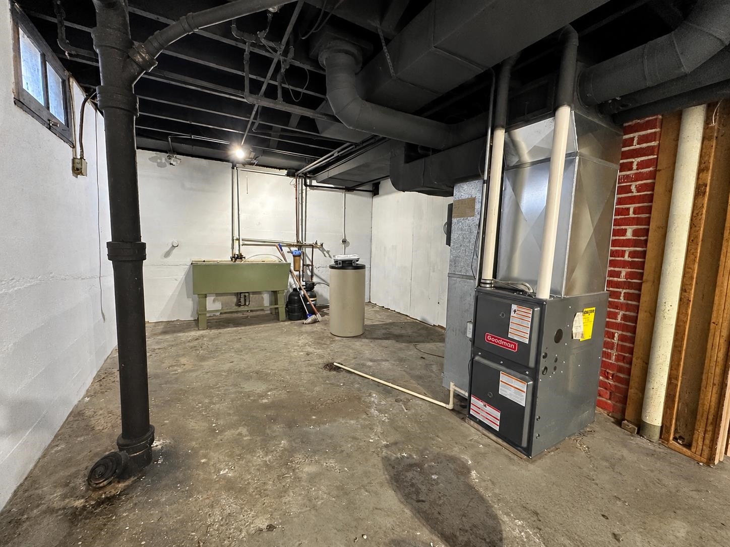 547 N Walnut Street, Janesville, WI 53548