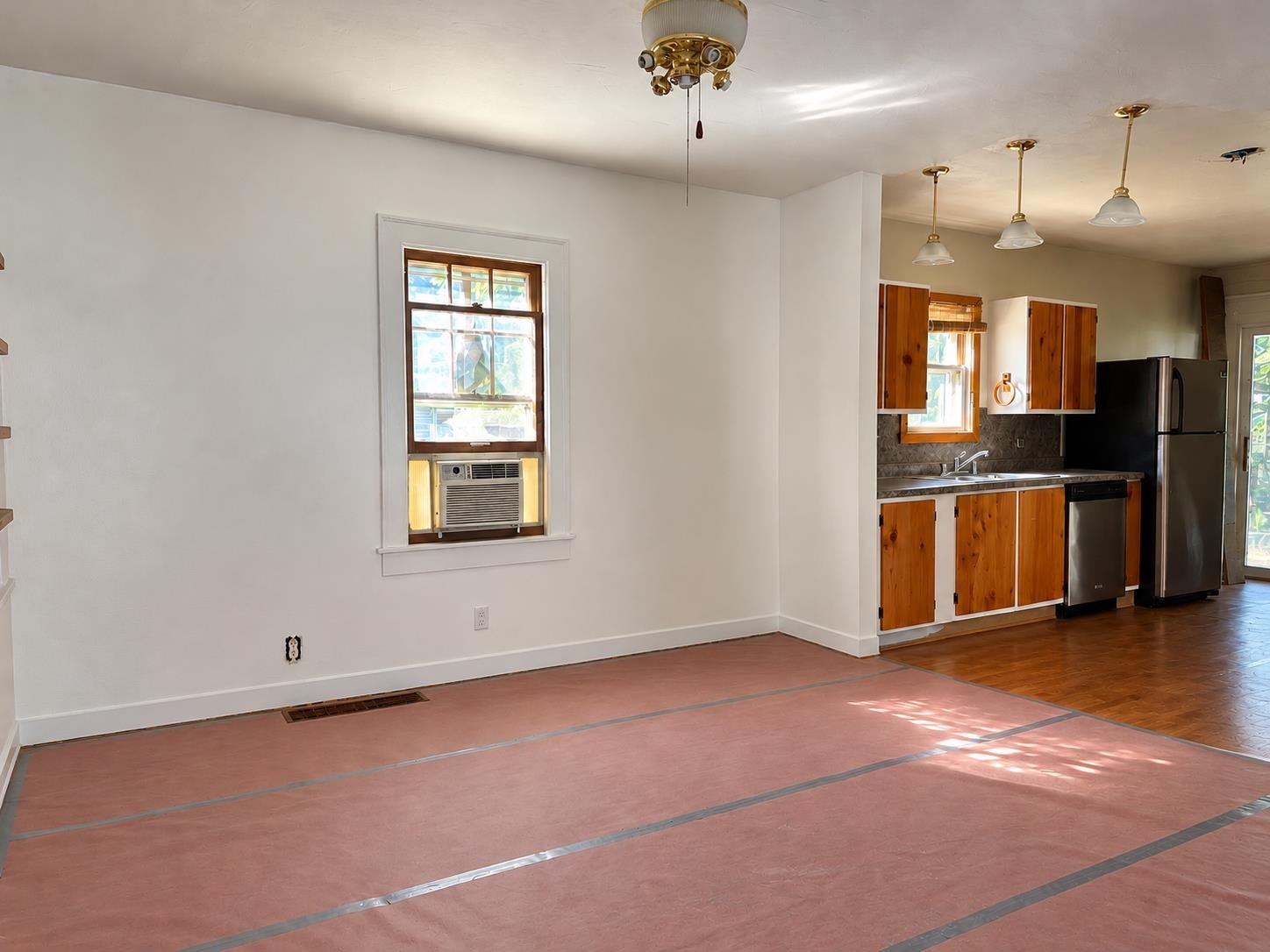 547 N Walnut Street, Janesville, WI 53548