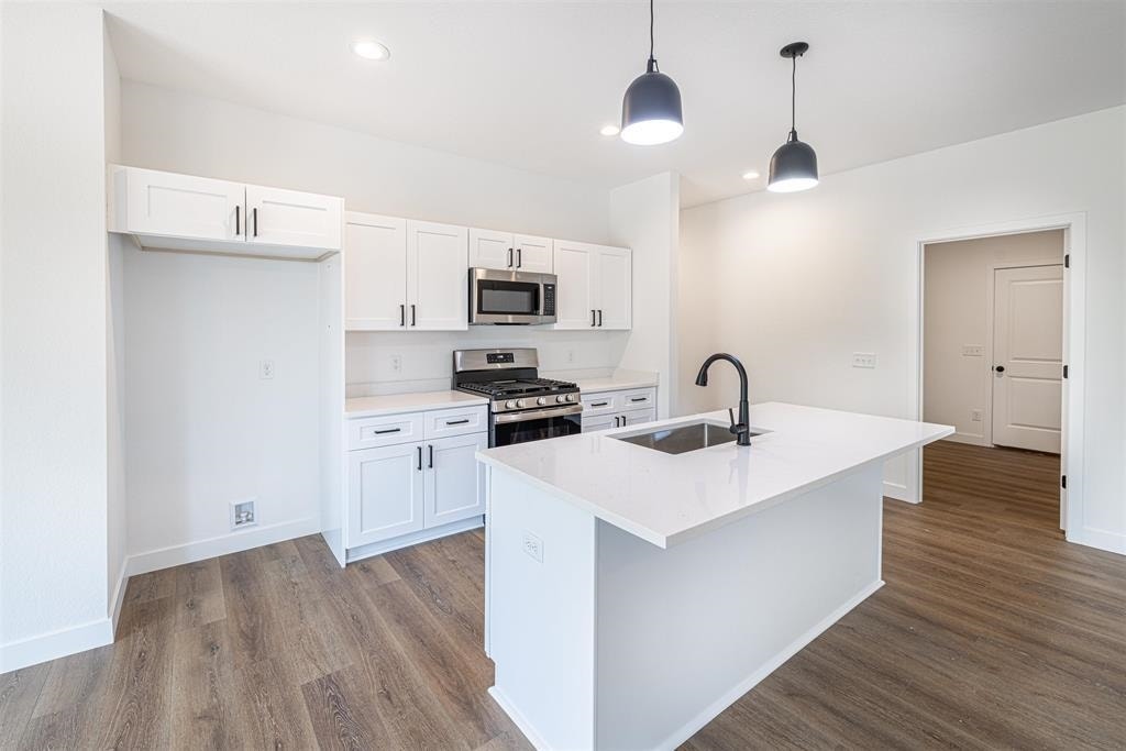 2544 Elmwood Drive, Beloit, WI 53511