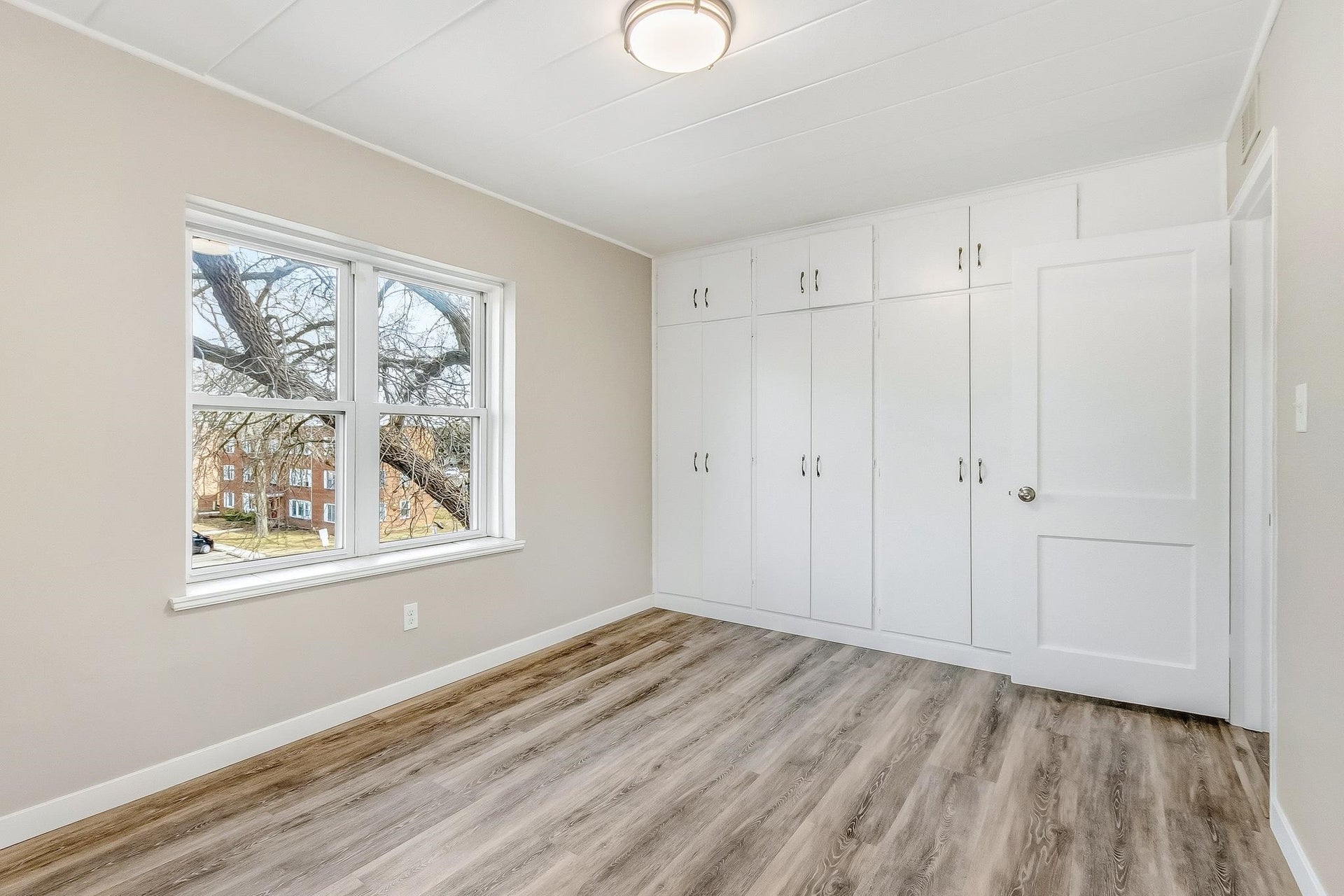 24 Sherman Terrace, #6, Madison, WI 53704