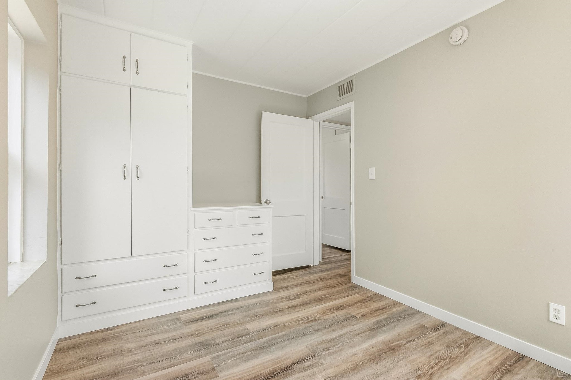 24 Sherman Terrace, #6, Madison, WI 53704