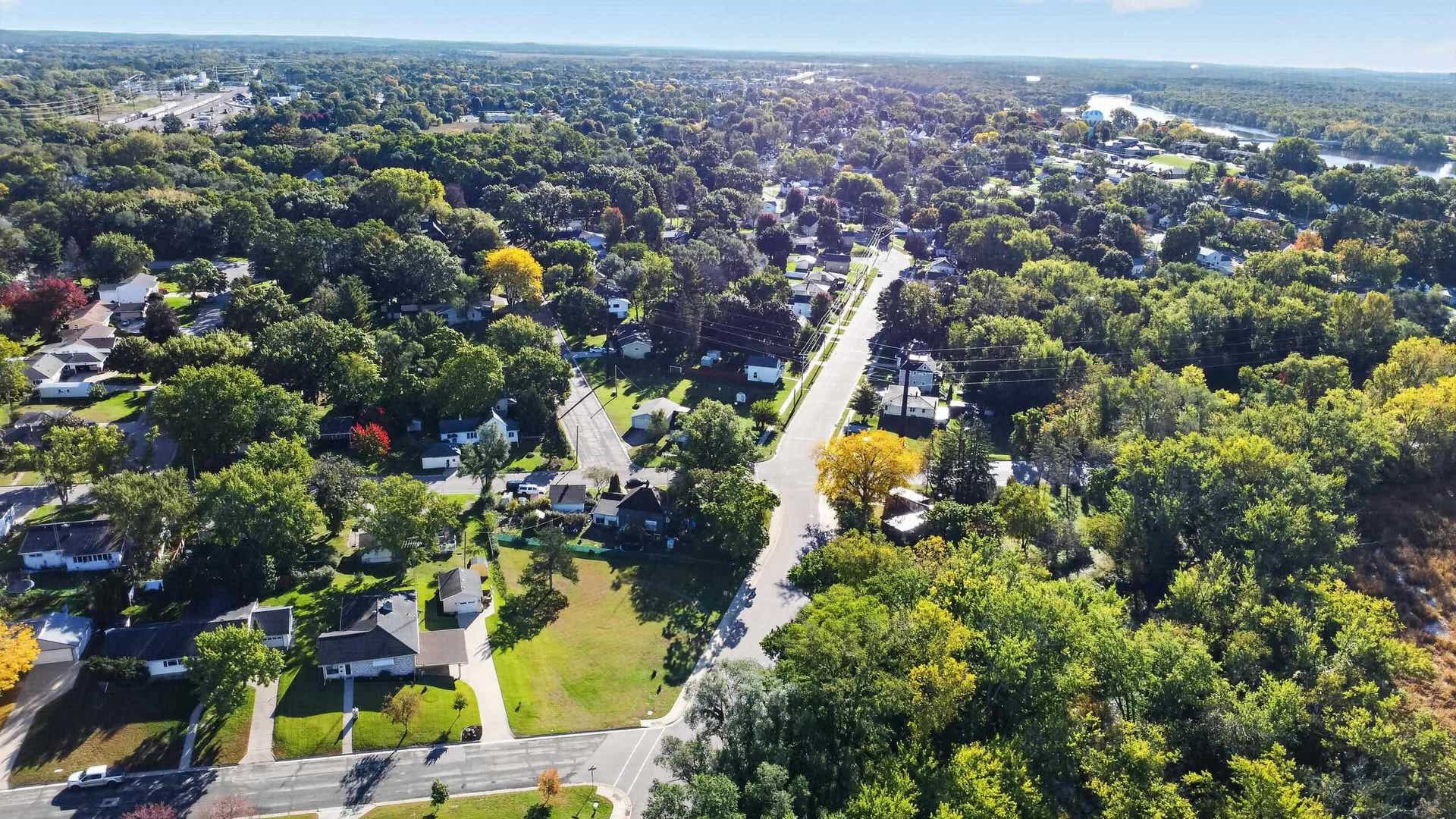 302 Bluffview Court, Portage, WI 53901