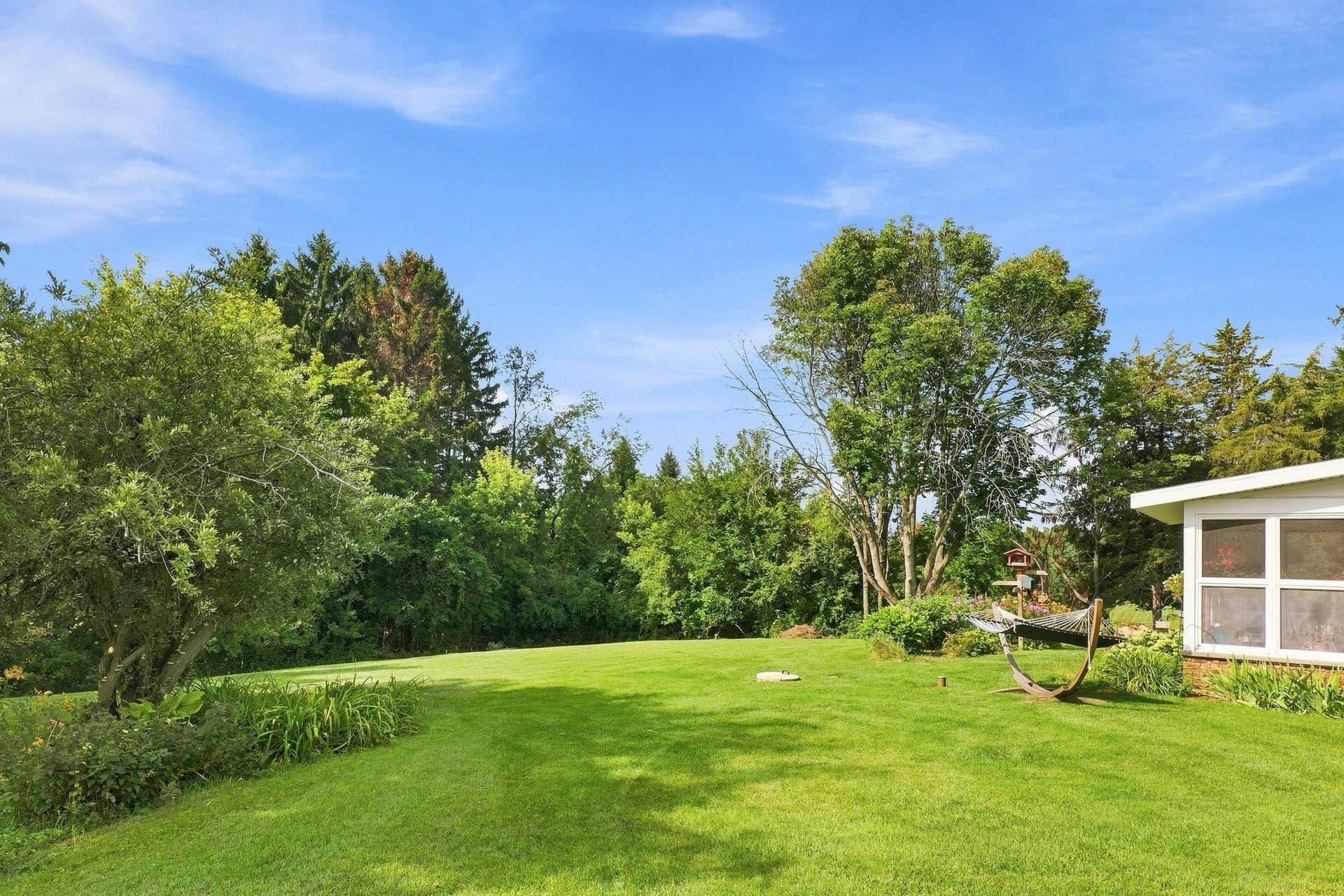 W2268 Ledgeview Road, Brooklyn, WI 54941