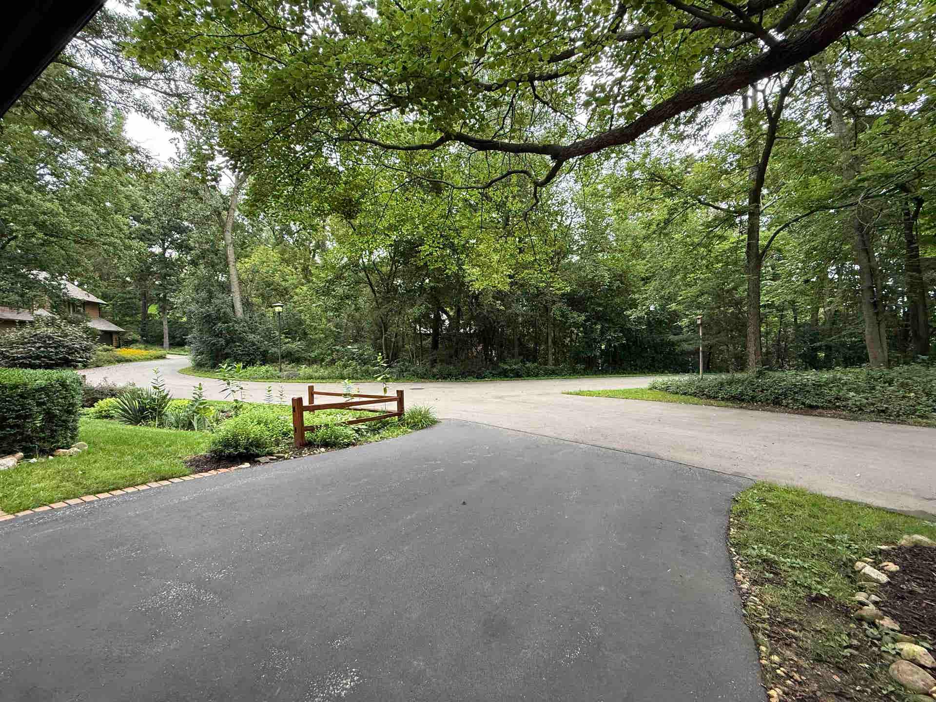 30 Shadowwood Court, Janesville, WI 53548