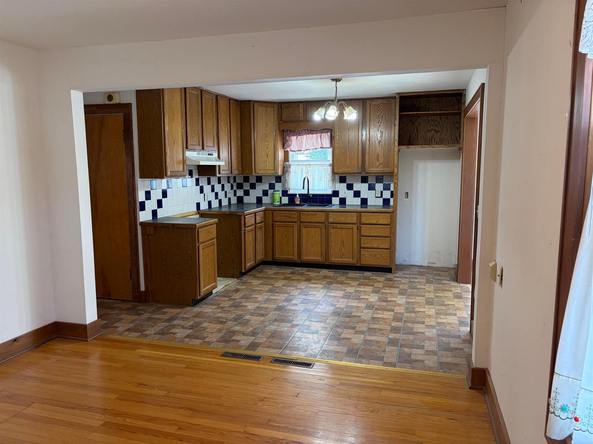 206 N Marietta Street, Verona, WI 53593-1816
